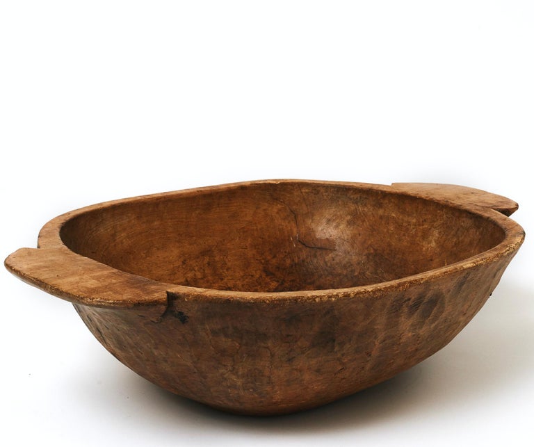 Very Large Hand Carved Wooden Bowl, Early 20th Century For Sale 6
