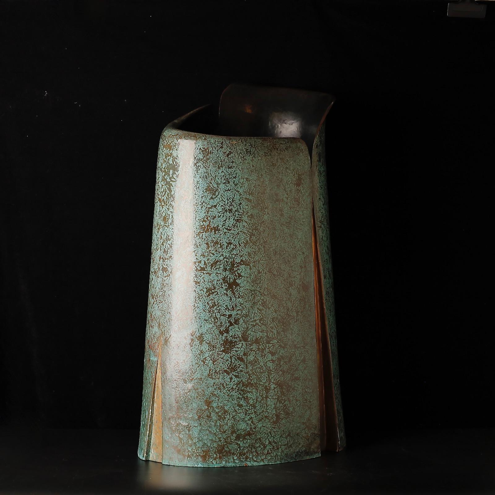 Very large hand hammered signed copper vase For Sale 2
