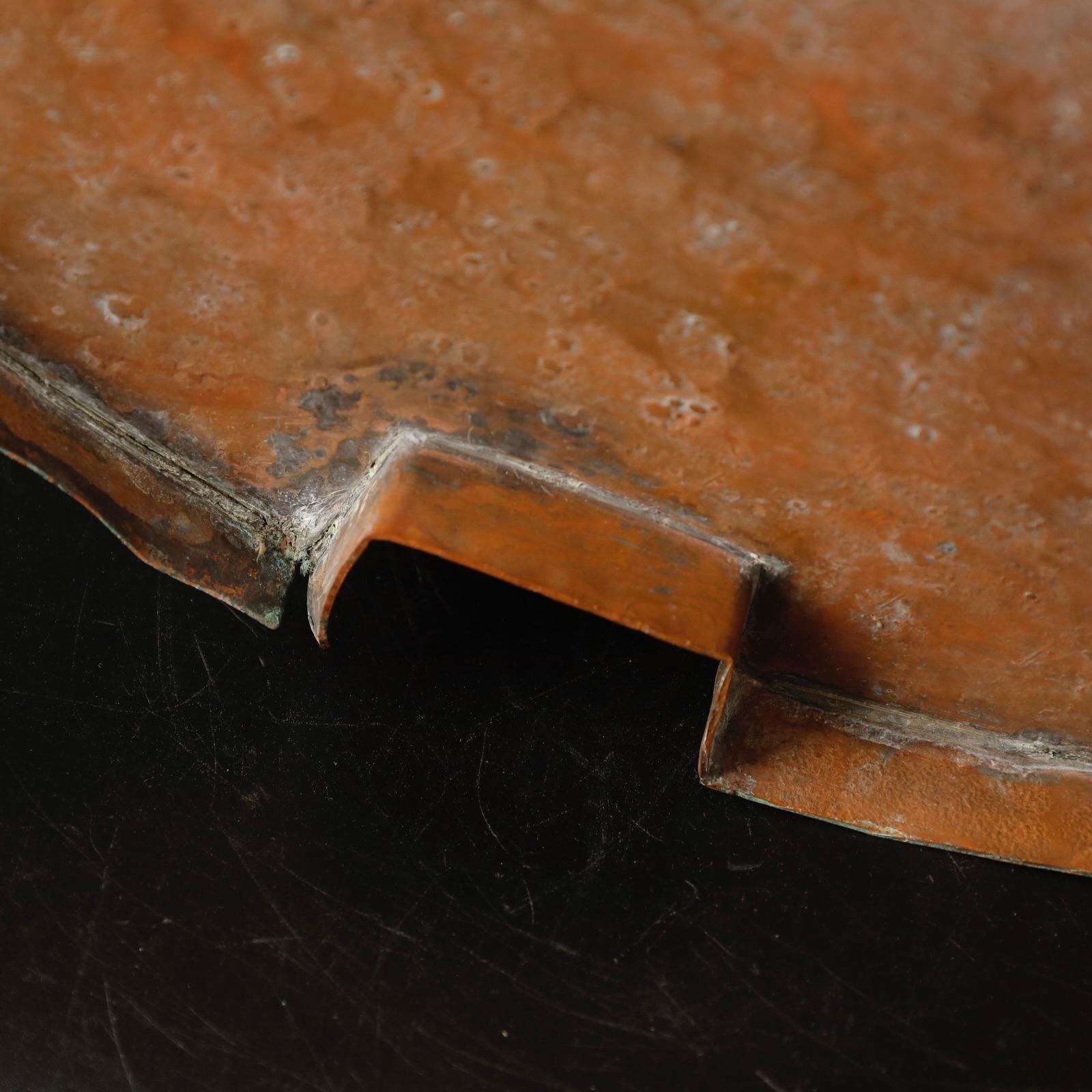 Very large hand hammered signed copper vase For Sale 5