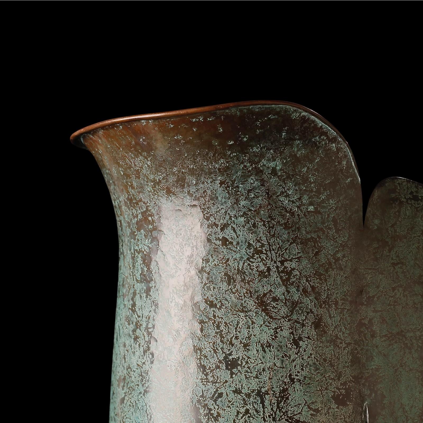 Very large hand hammered signed copper vase For Sale 8