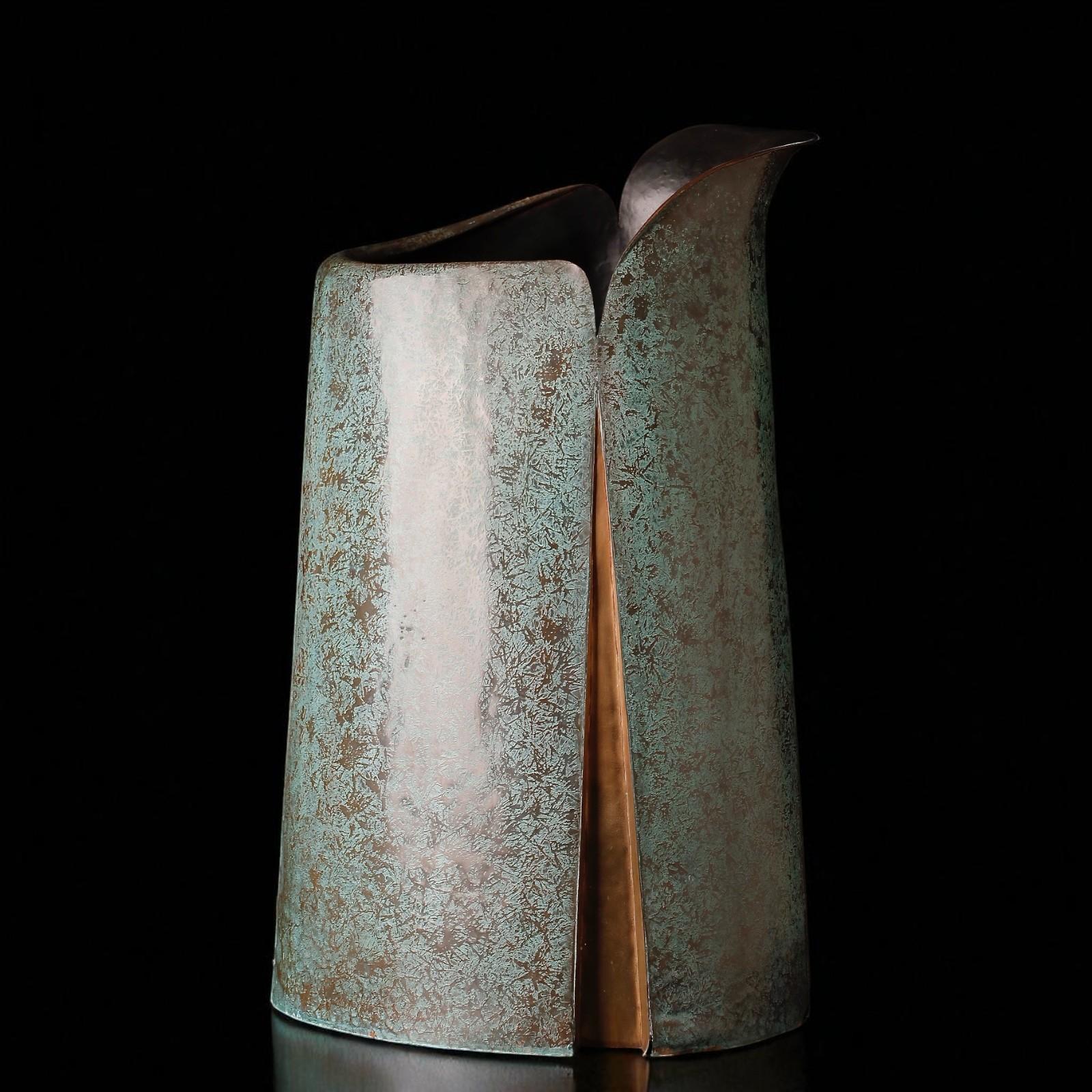 Very large hand hammered signed copper vase For Sale 10