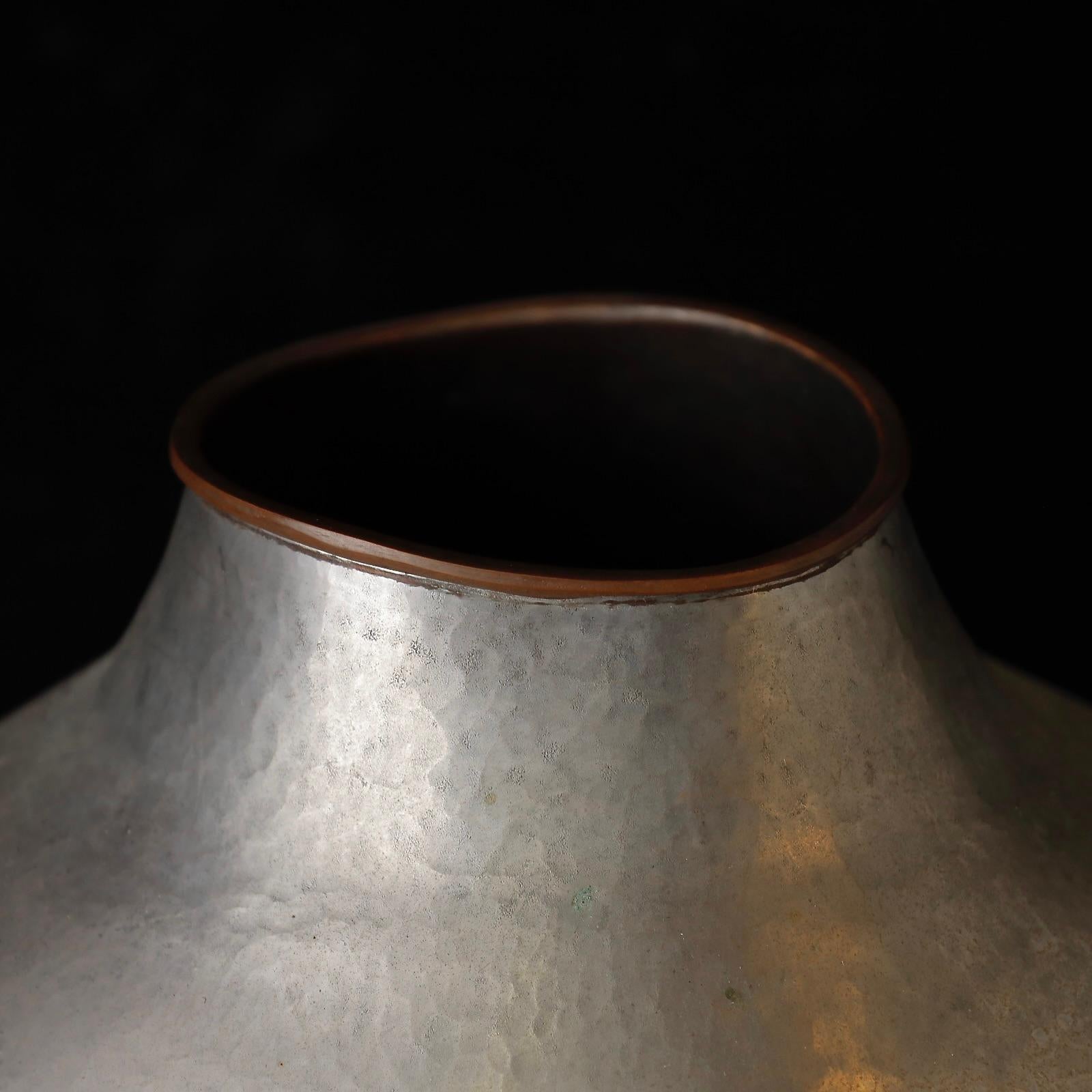 Very large hand hammered signed copper vase For Sale 1