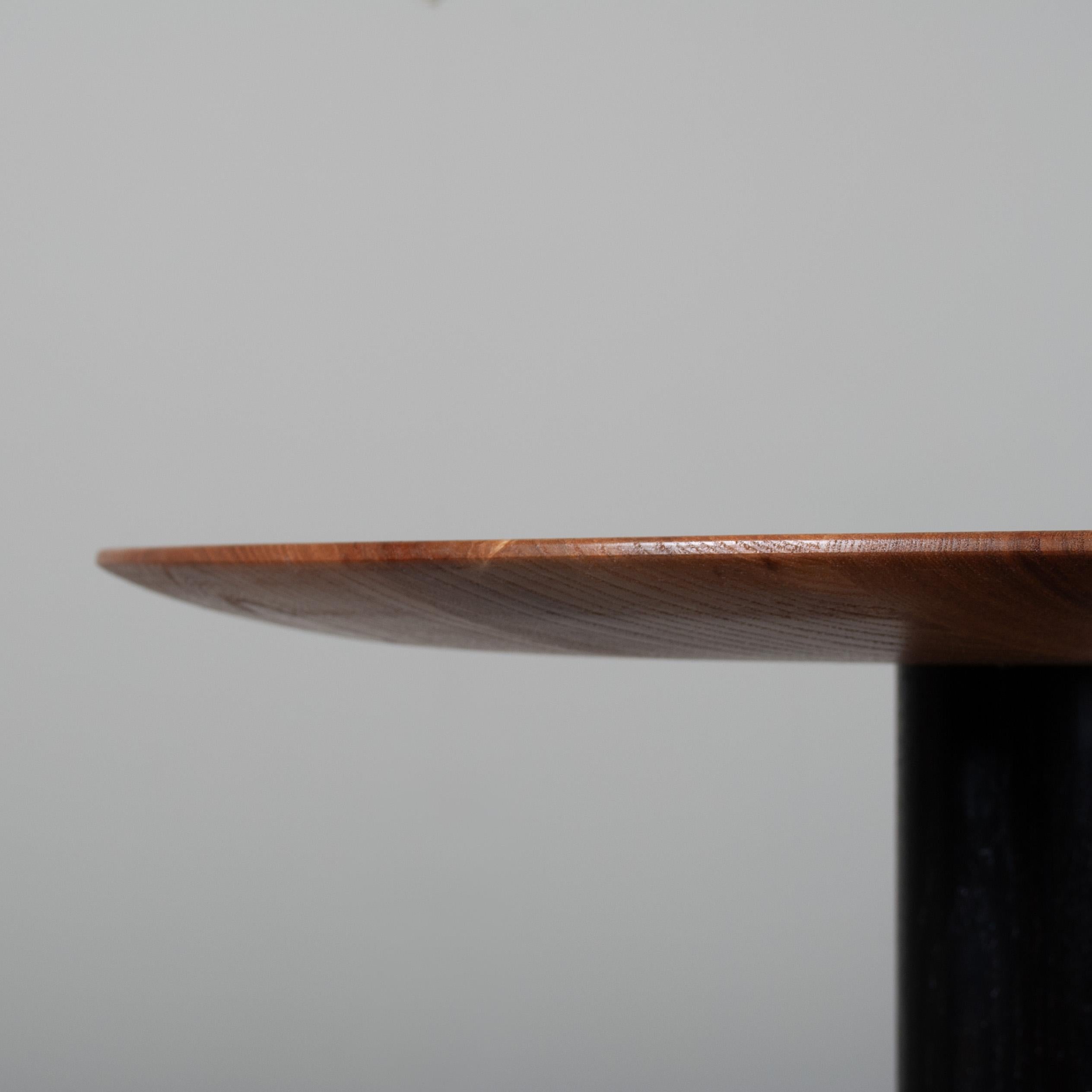 Very Large Handcrafted English Elm & Ebonised Ash Side Table For Sale 1