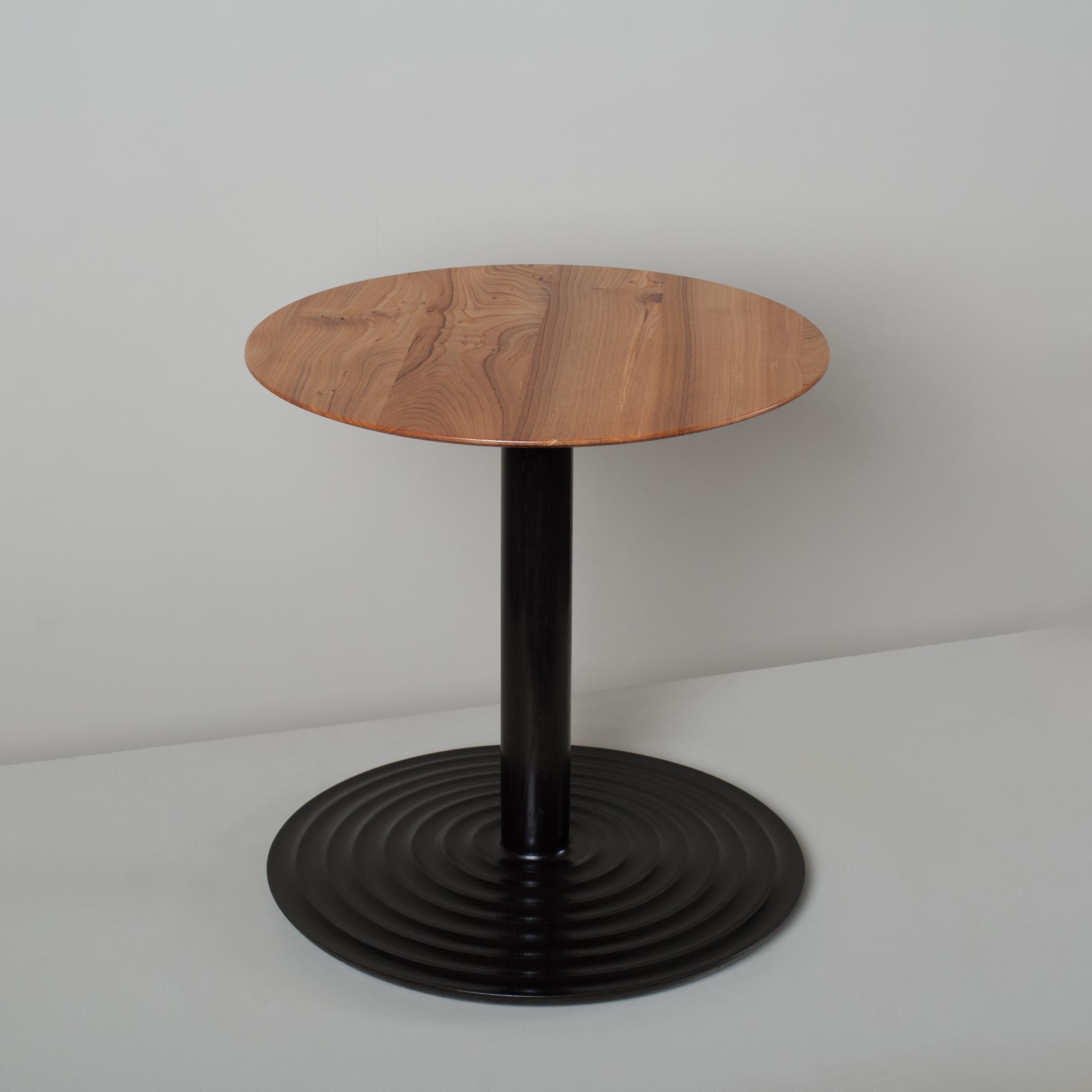 Very Large Handcrafted English Elm & Ebonised Ash Side Table For Sale 3