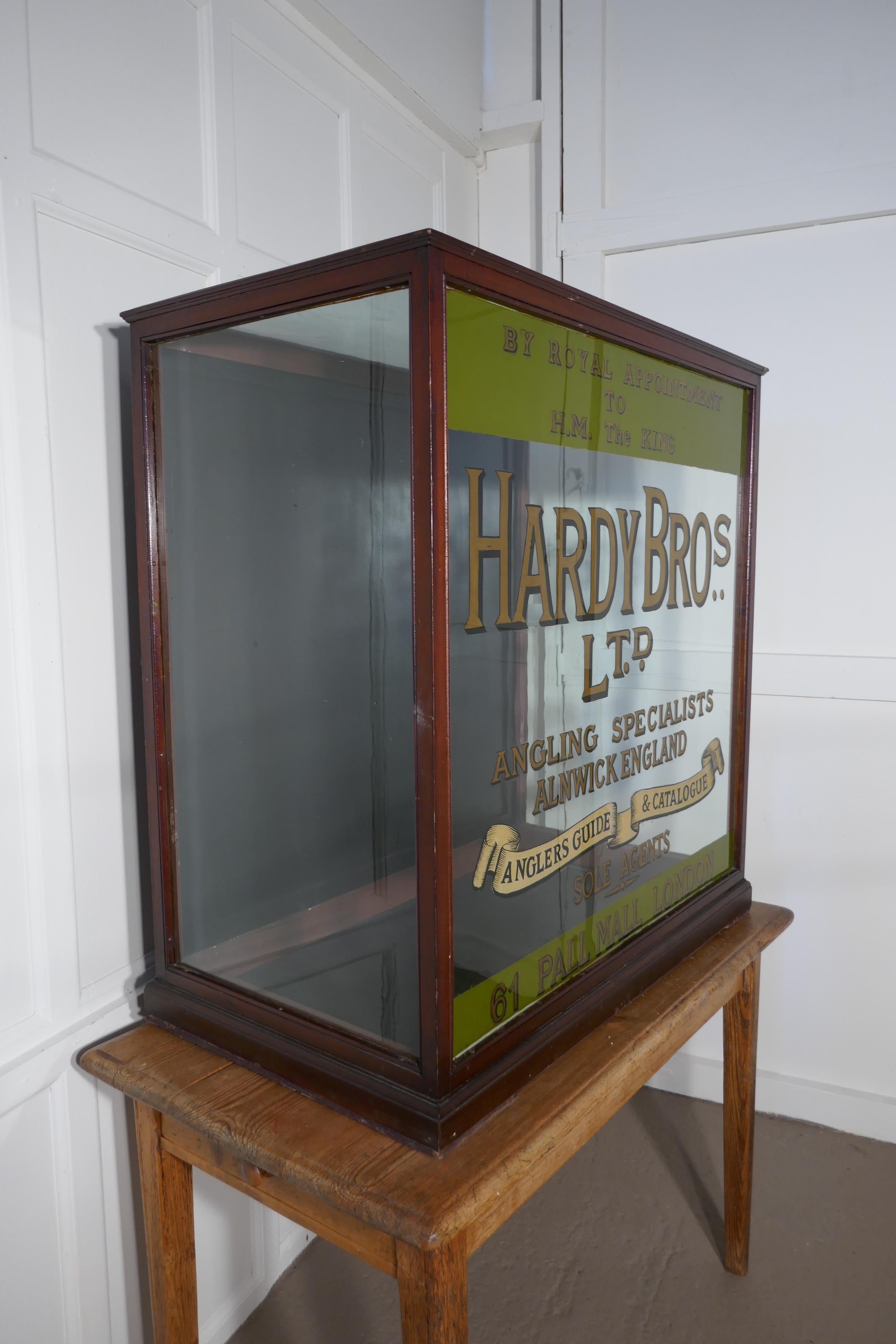 Very Large Hardy Bros Ltd, Fishing Tackle Display Case In Good Condition In Chillerton, Isle of Wight
