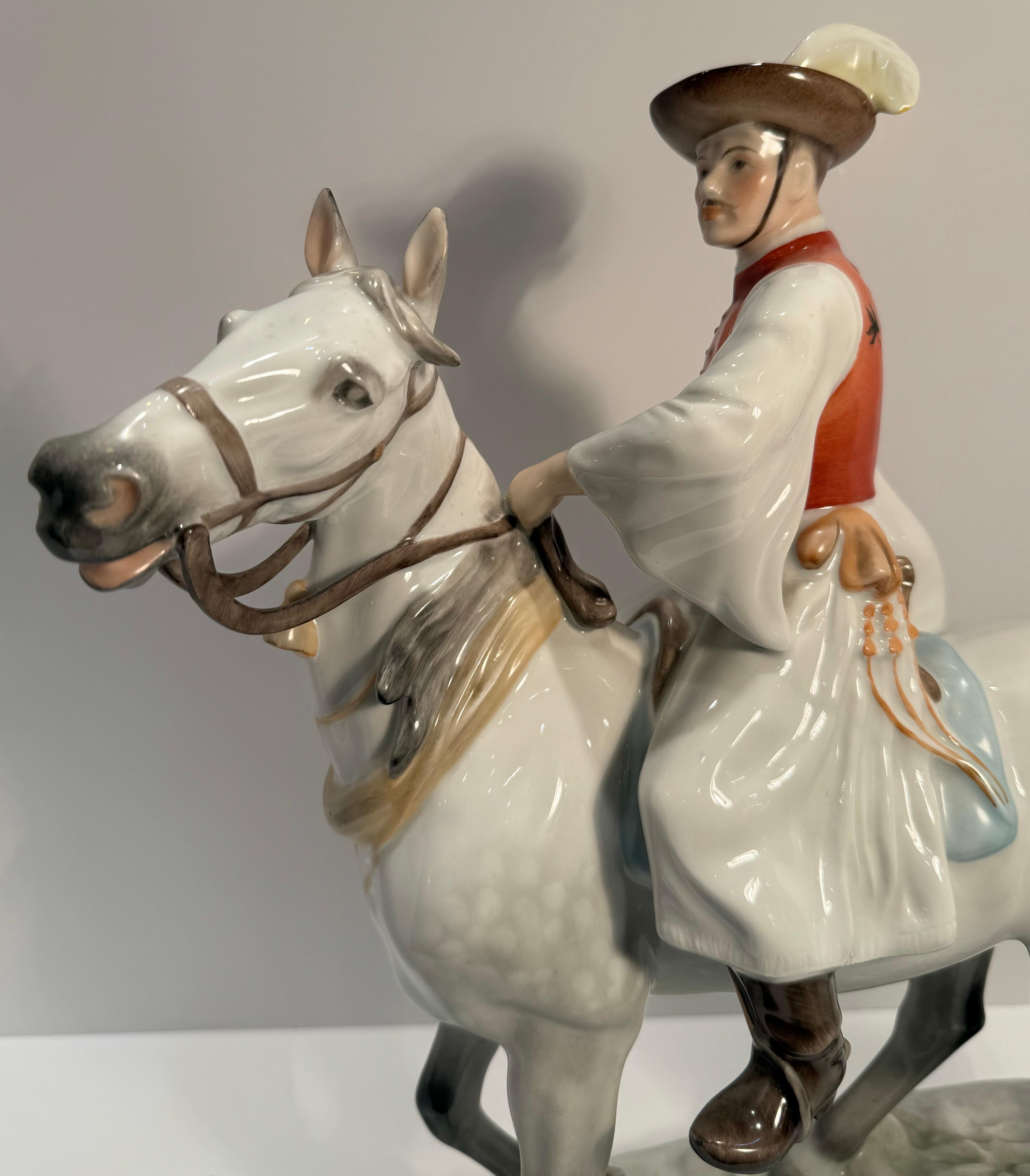 Gran figura de porcelana húngara Herend Csikós a caballo de gran calidad en venta 8