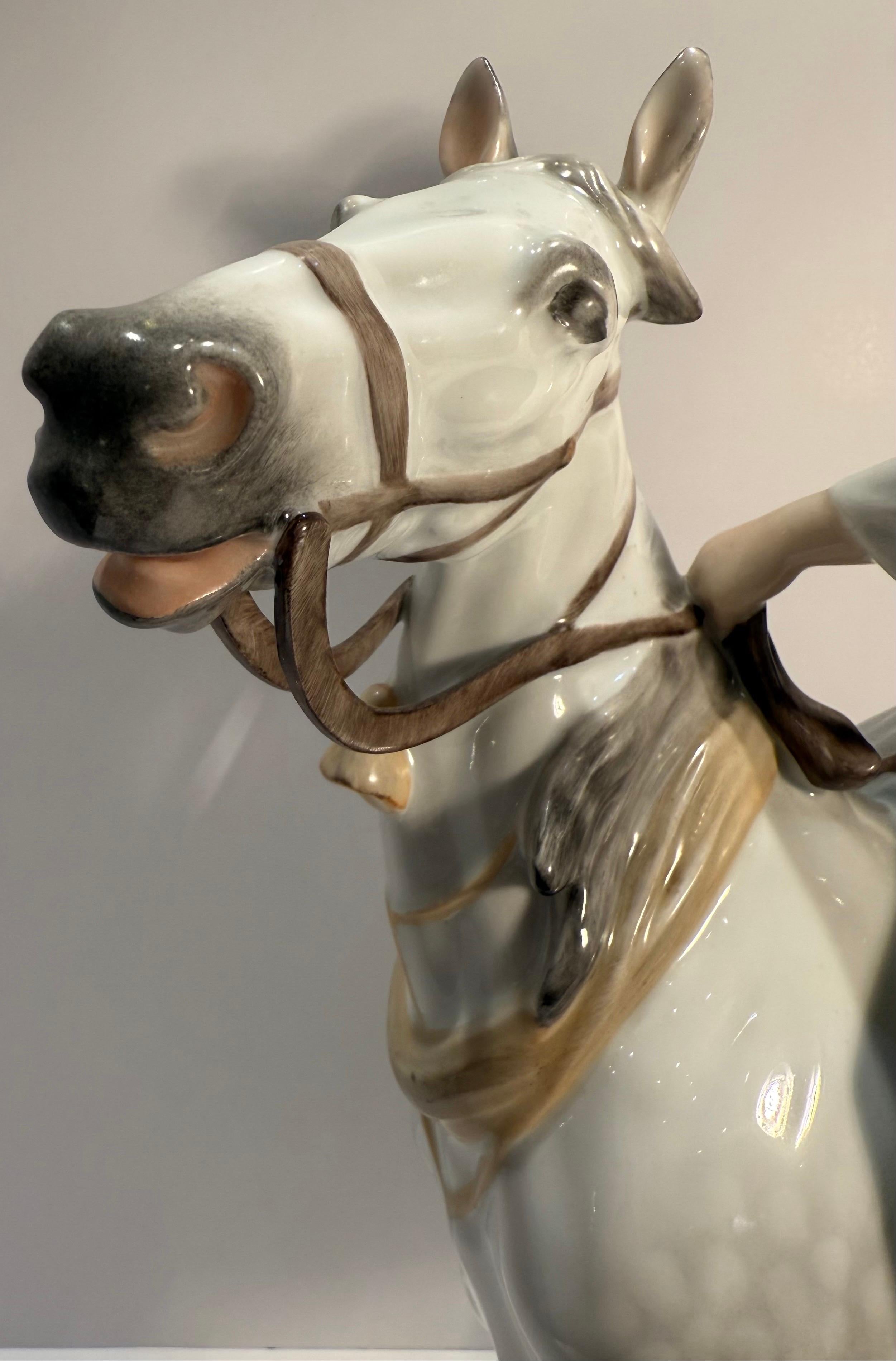 Gran figura de porcelana húngara Herend Csikós a caballo de gran calidad en Excelente estado para la venta en Tustin, CA