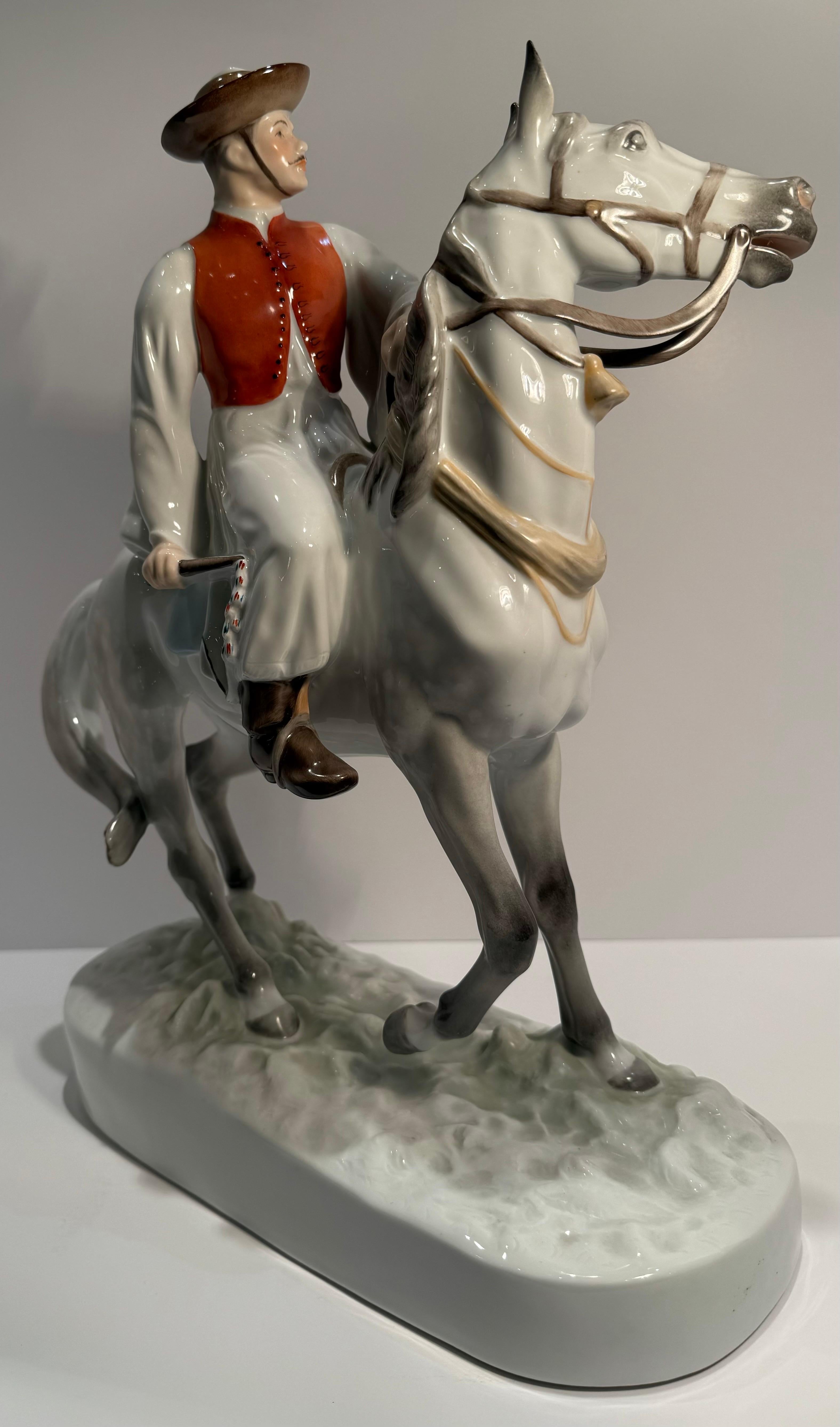 Gran figura de porcelana húngara Herend Csikós a caballo de gran calidad en venta 1