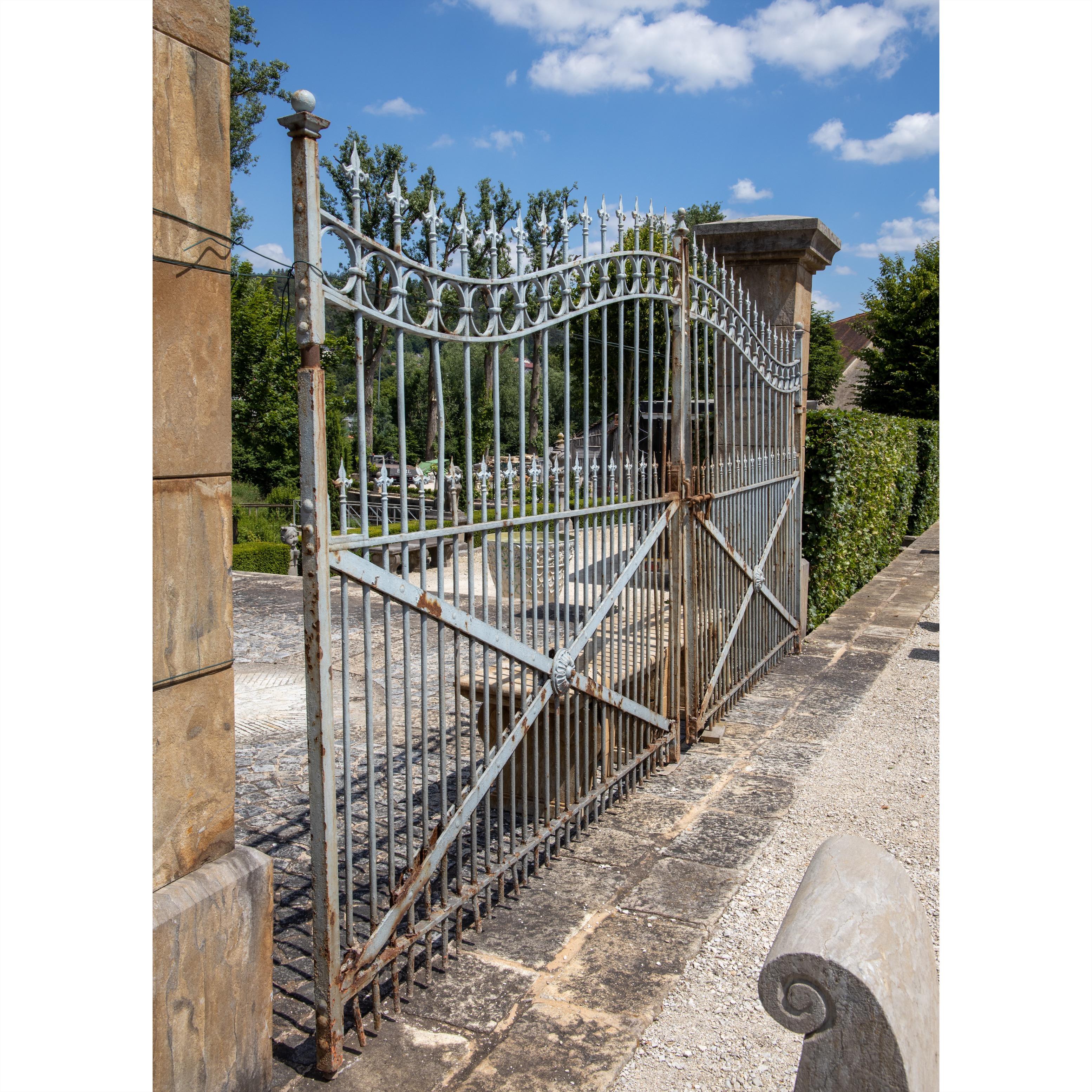 Very Large Iron Courtyard Gate with Fence Parts, Franconia, Mid-19th Century 6