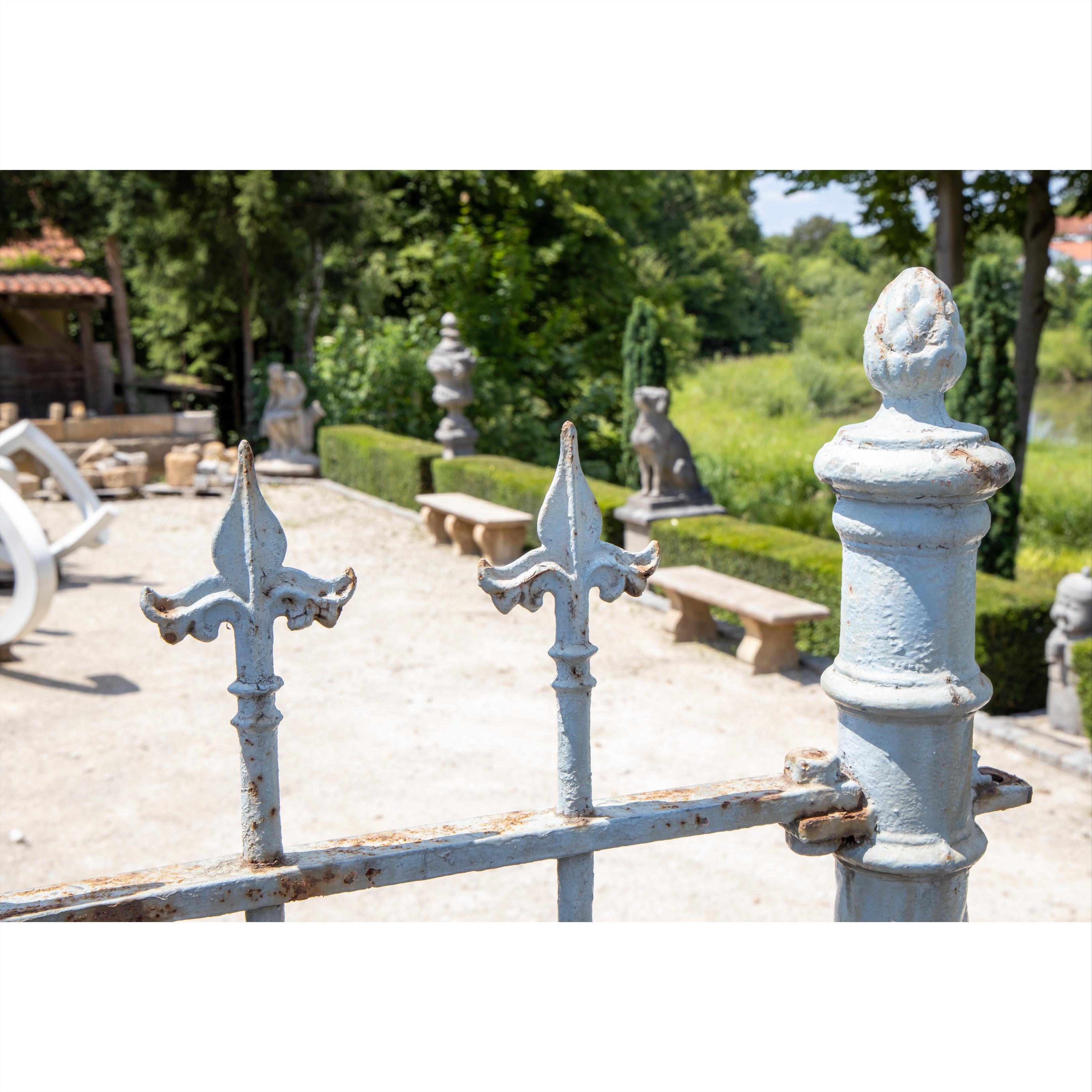 Very Large Iron Courtyard Gate with Fence Parts, Franconia, Mid-19th Century 4