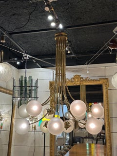 Very large Italian chandelier from the 1970s