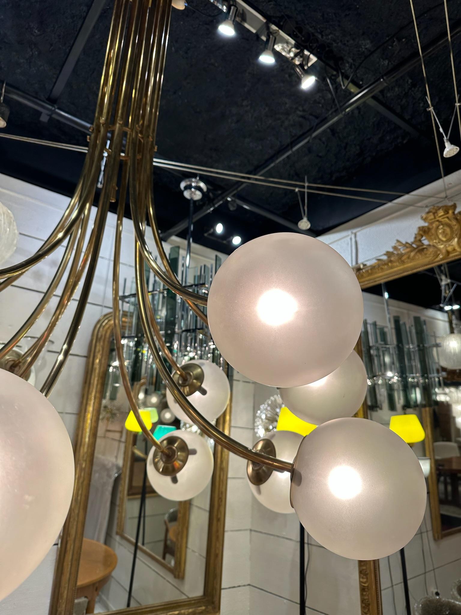 20ième siècle Très grand lustre italien des années 1970 en vente