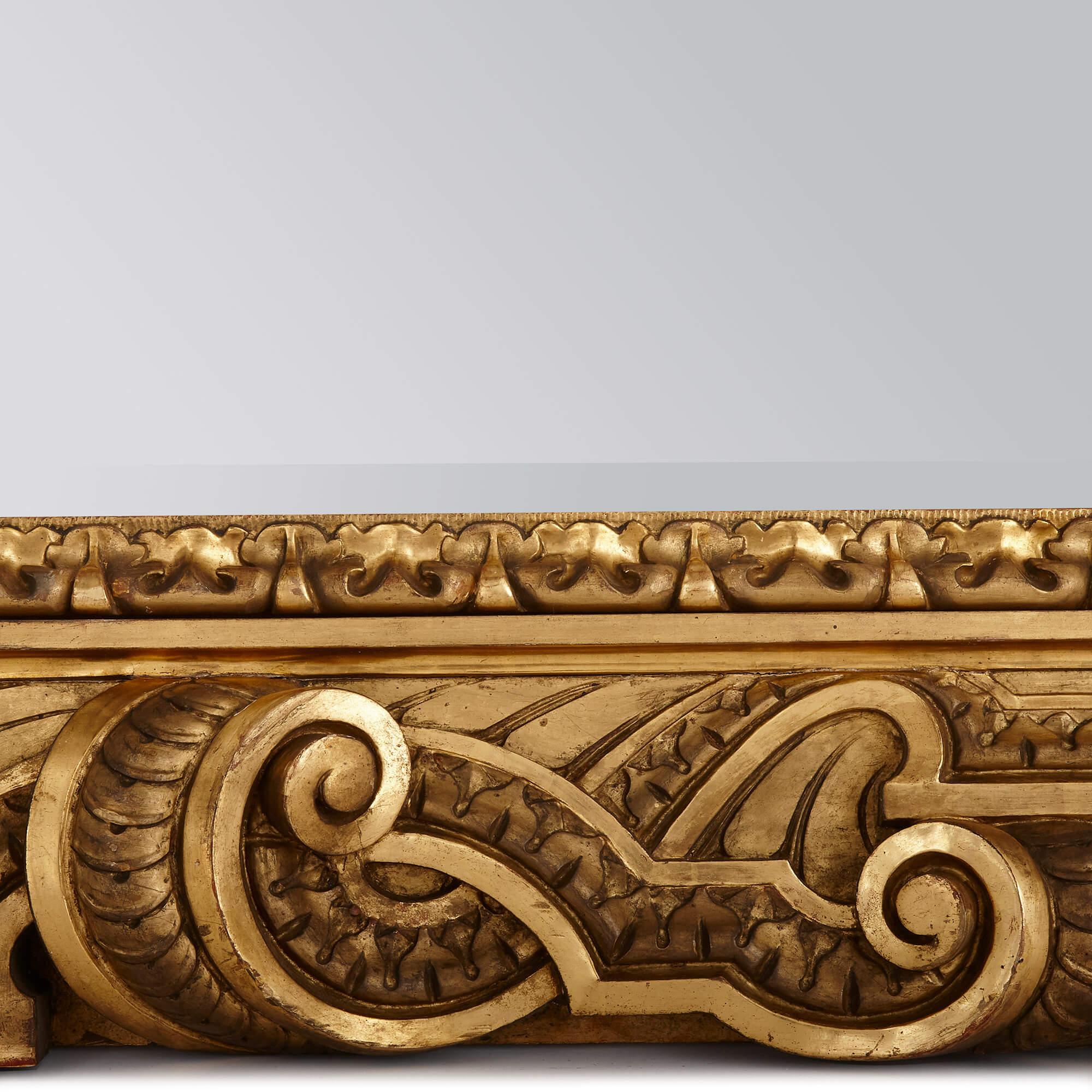 Großer italienischer vergoldeter Holzspiegel im Barockstil geschnitzt im Zustand „Gut“ im Angebot in London, GB