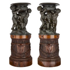 Très grandes Jardinières italiennes en bronze patiné et bois sculpté