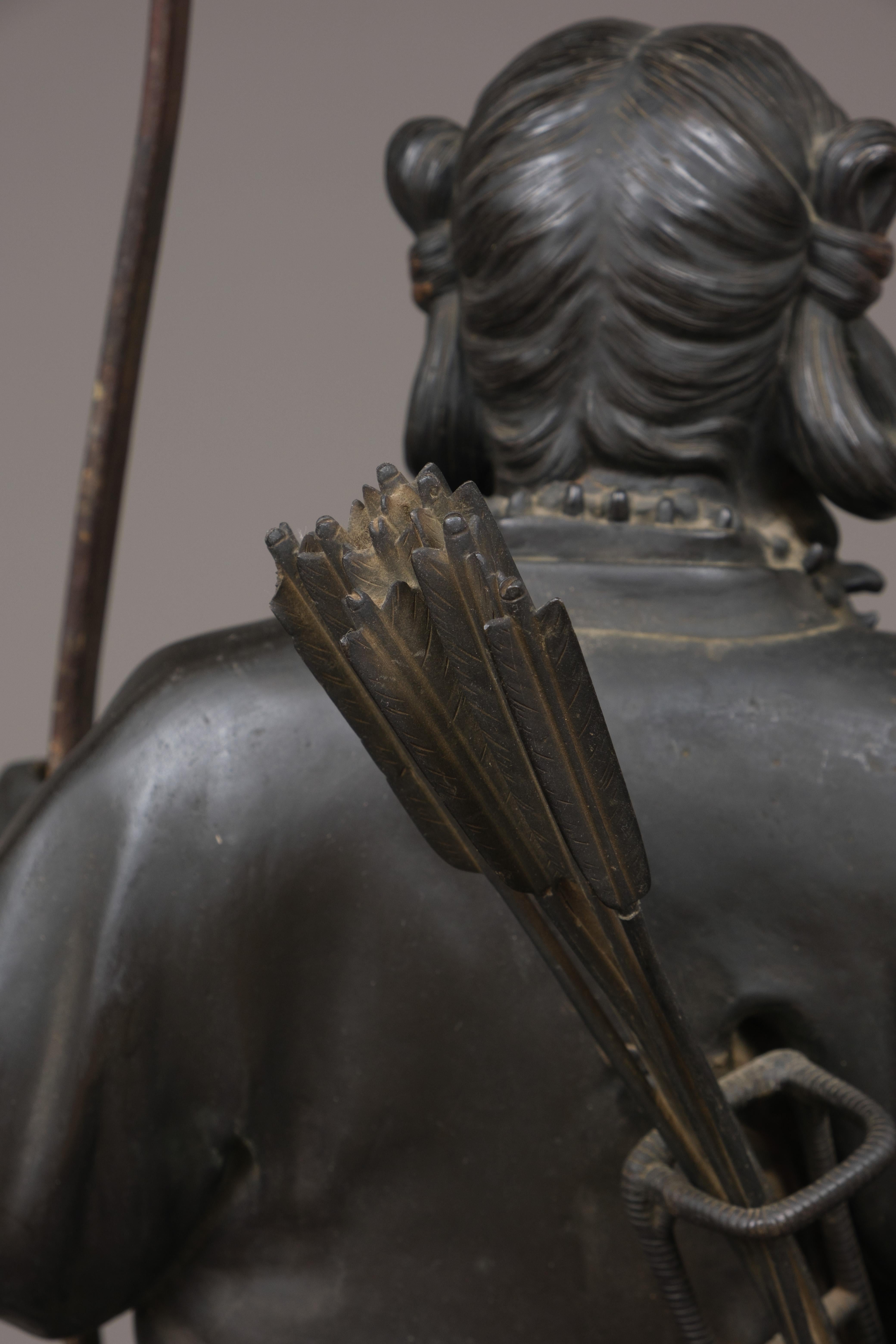 Patinated Very large Japanese bronze figure of Emperor Jimmu 神武天皇 (Jinmu’tennô)