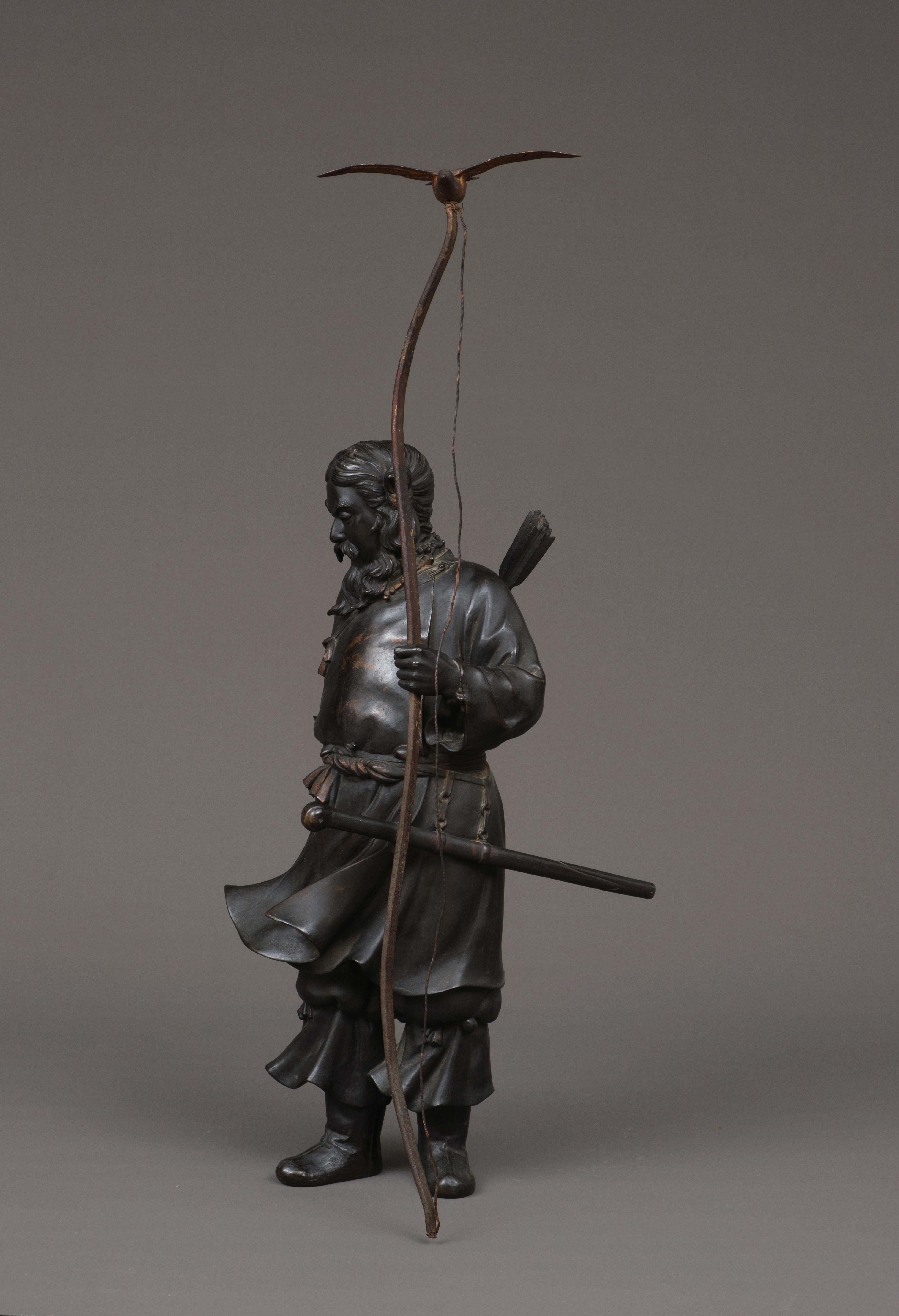 Very large Japanese bronze figure of Emperor Jimmu 神武天皇 (Jinmu’tennô) In Good Condition In Amsterdam, NL