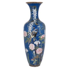 Très grand vase japonais d’époque meiji en émail cloisonné
