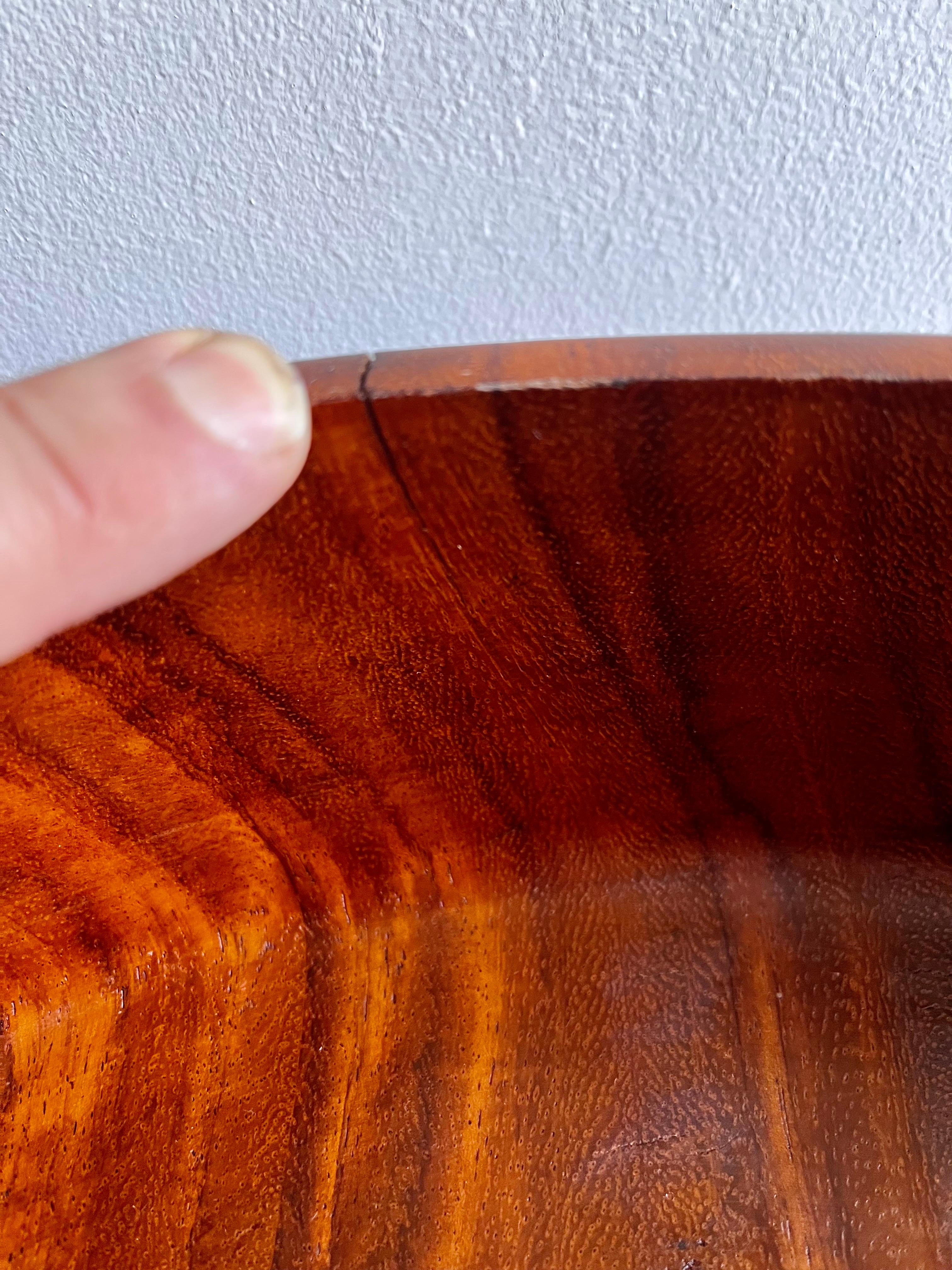 Ciotola molto grande in legno di Koa in vendita 4