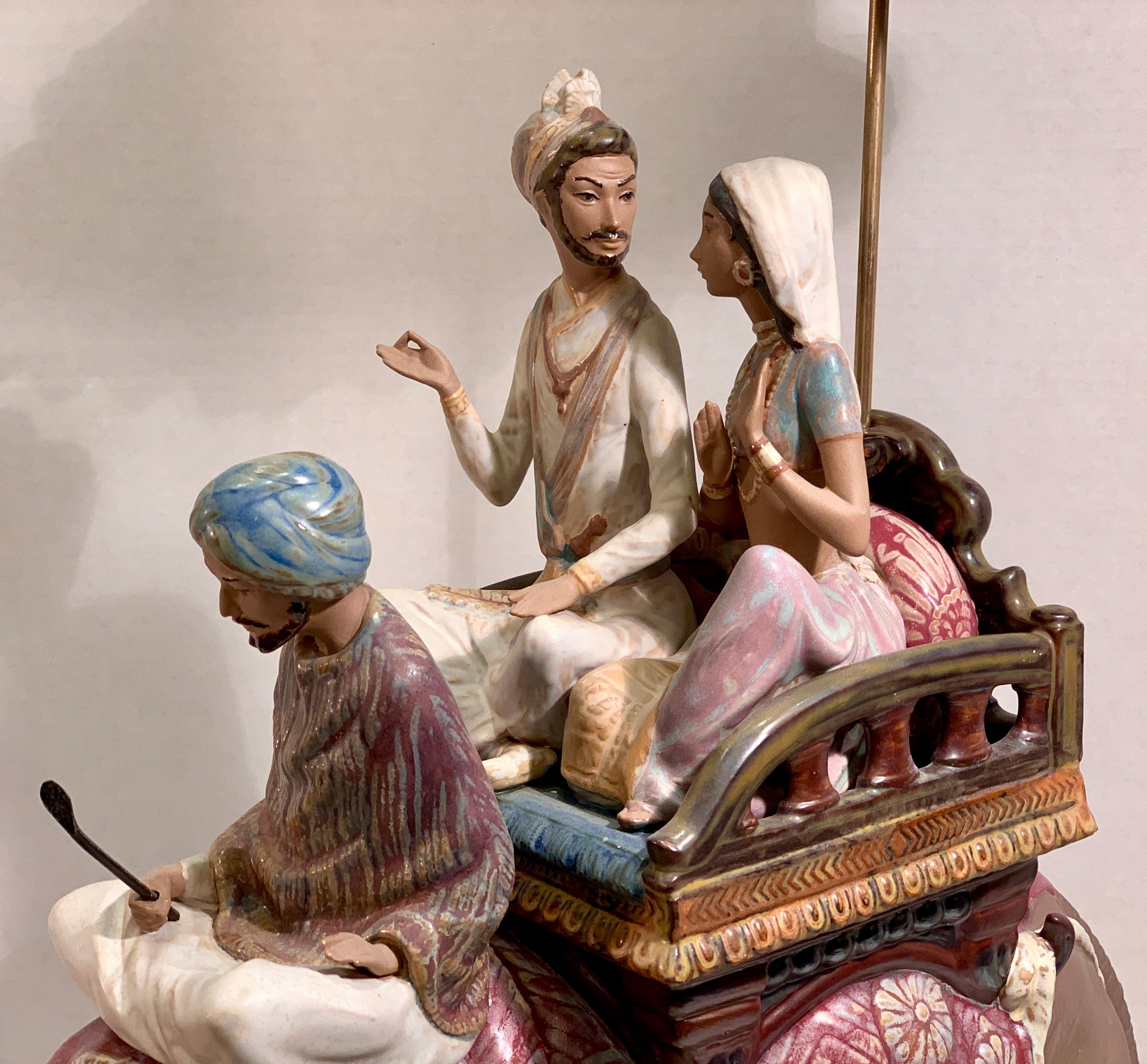 Fait main Très grande sculpture restaurée Lladro Gres Road to Mandalay, édition limitée, 1988 en vente