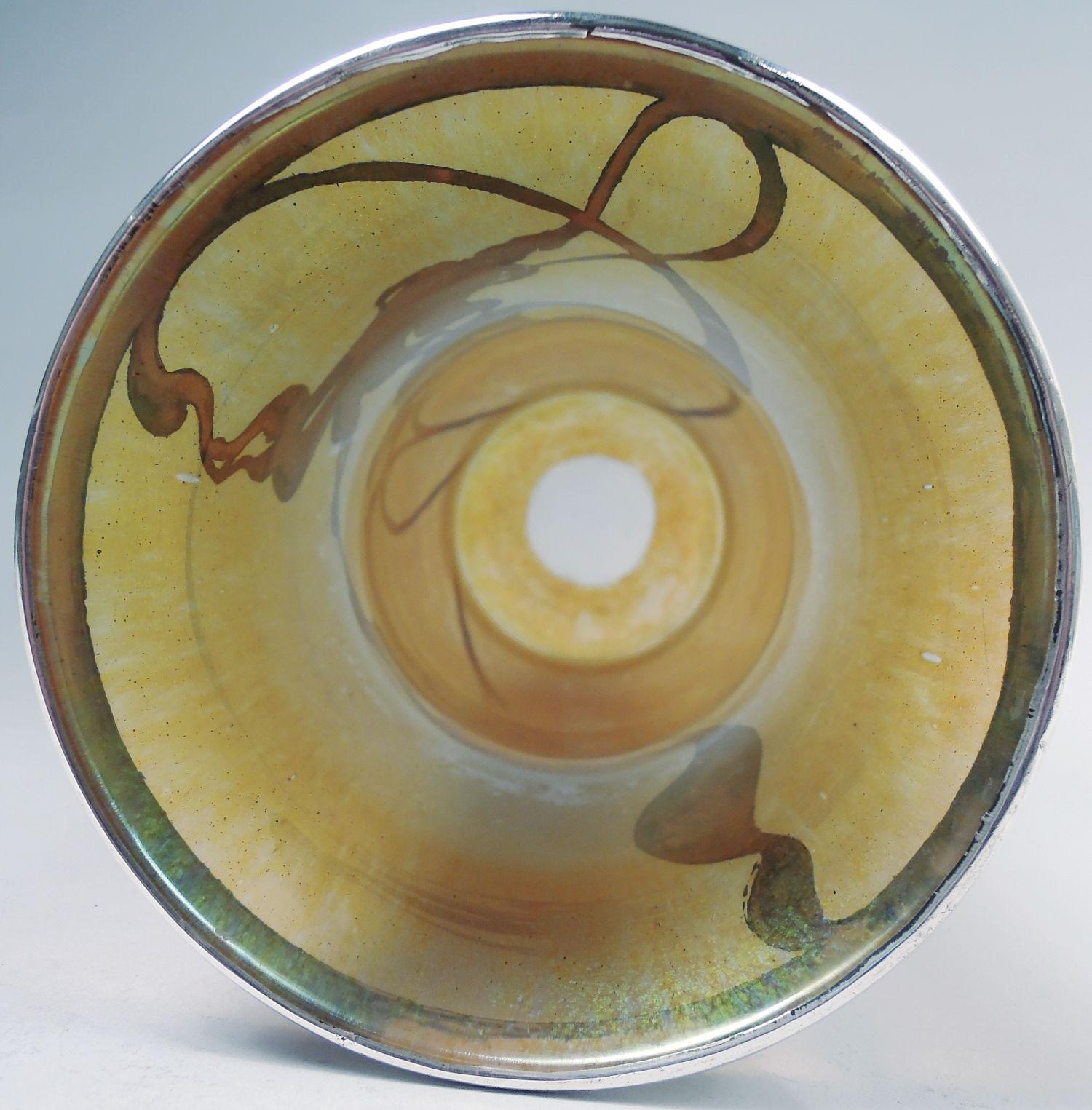 Vaso Loetz Art Nouveau Iridescente molto grande con sovrapposizione di argento in vendita 6