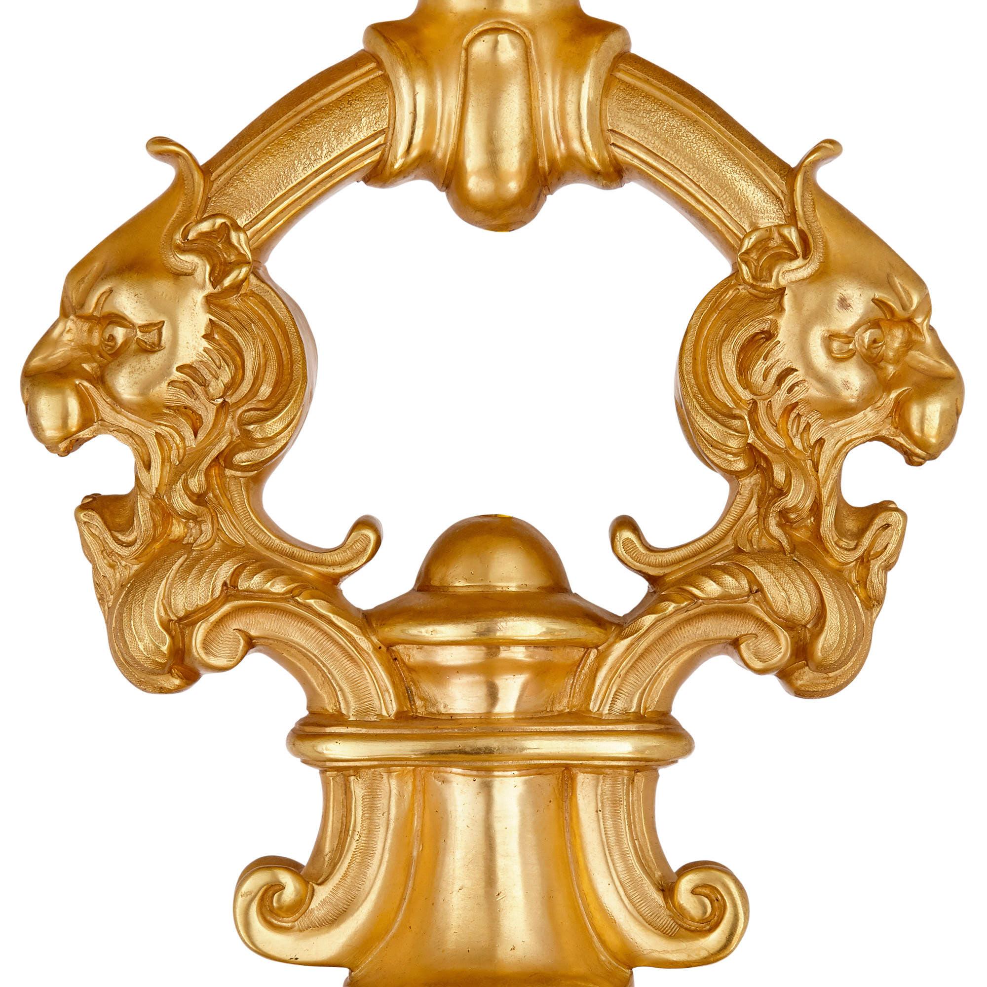 Bronze Très grande lanterne de style Louis XV en bronze doré en vente