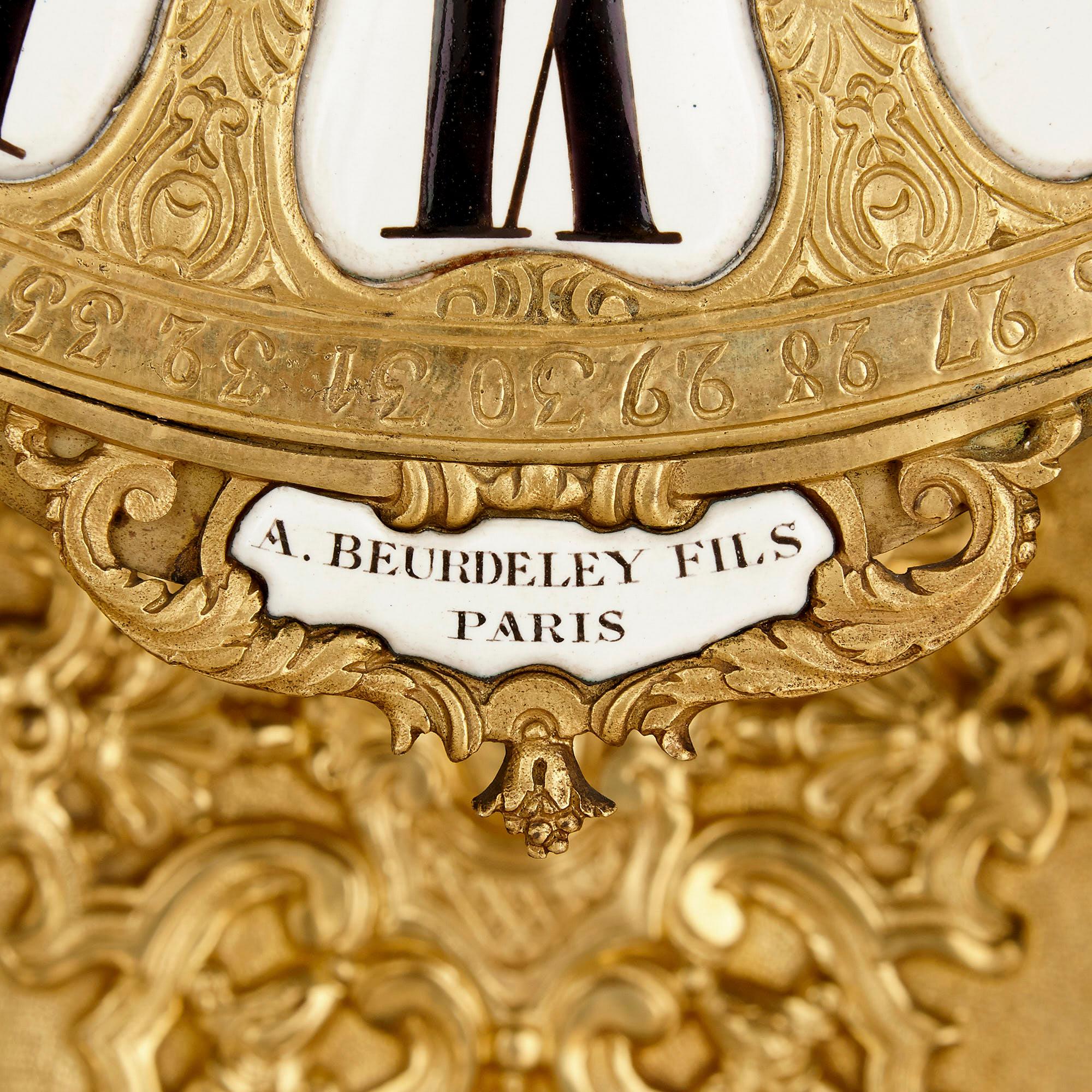 Große Kaminuhr aus vergoldeter Bronze im Louis-XV-Stil von Beurdeley im Angebot 1