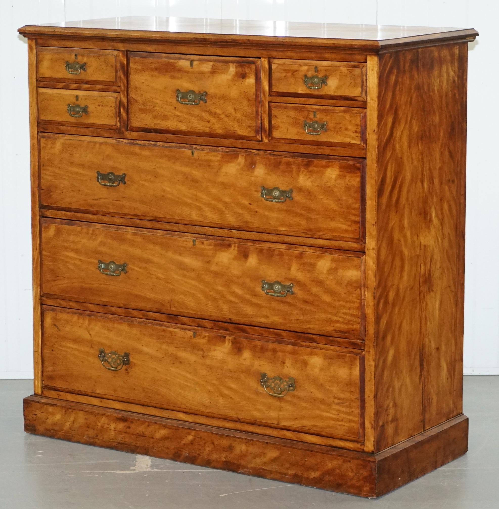 light maple chest of drawers