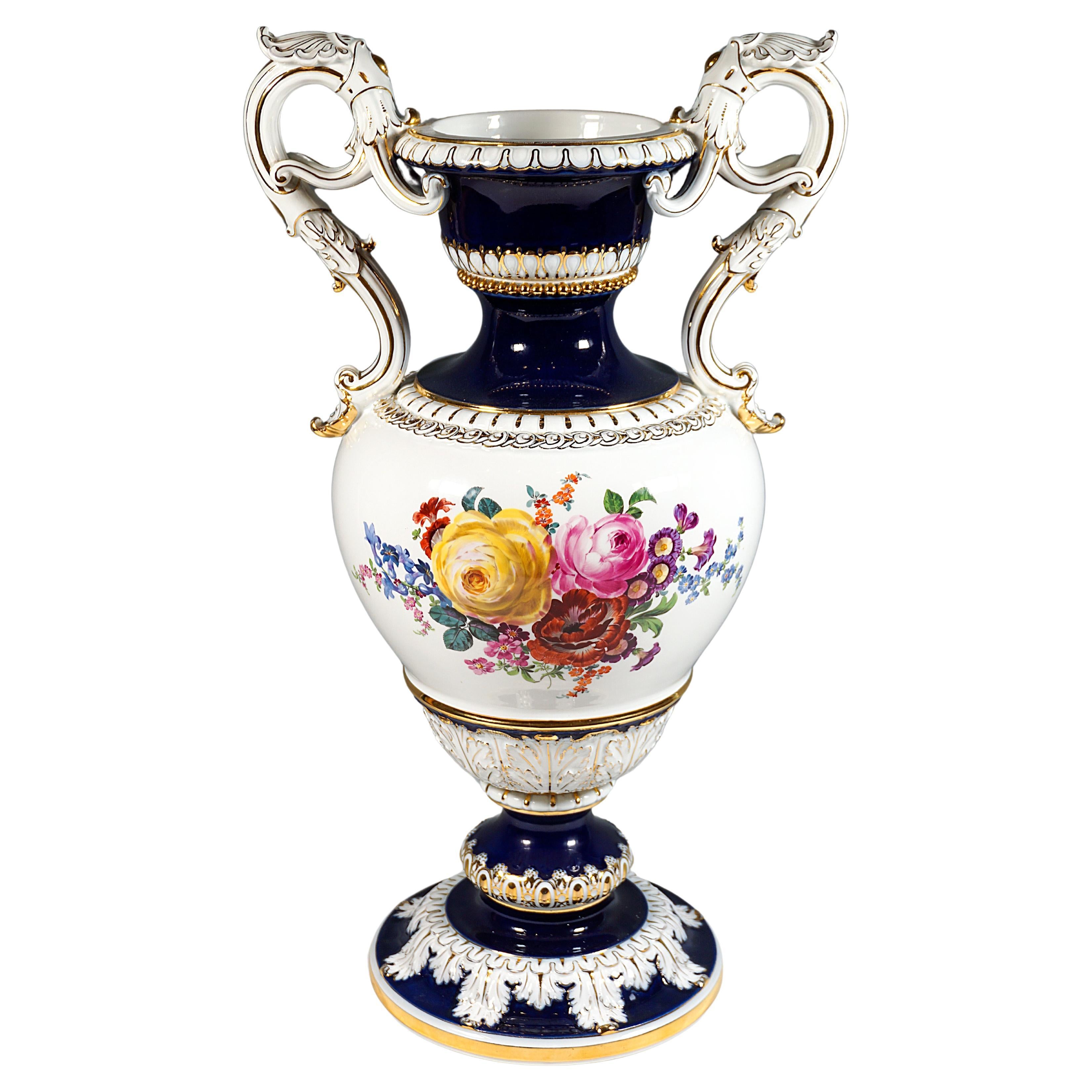 Very Large Meissen Handle Vase With Bouquet Paintings & Gold, by Leuteritz, 20th For Sale