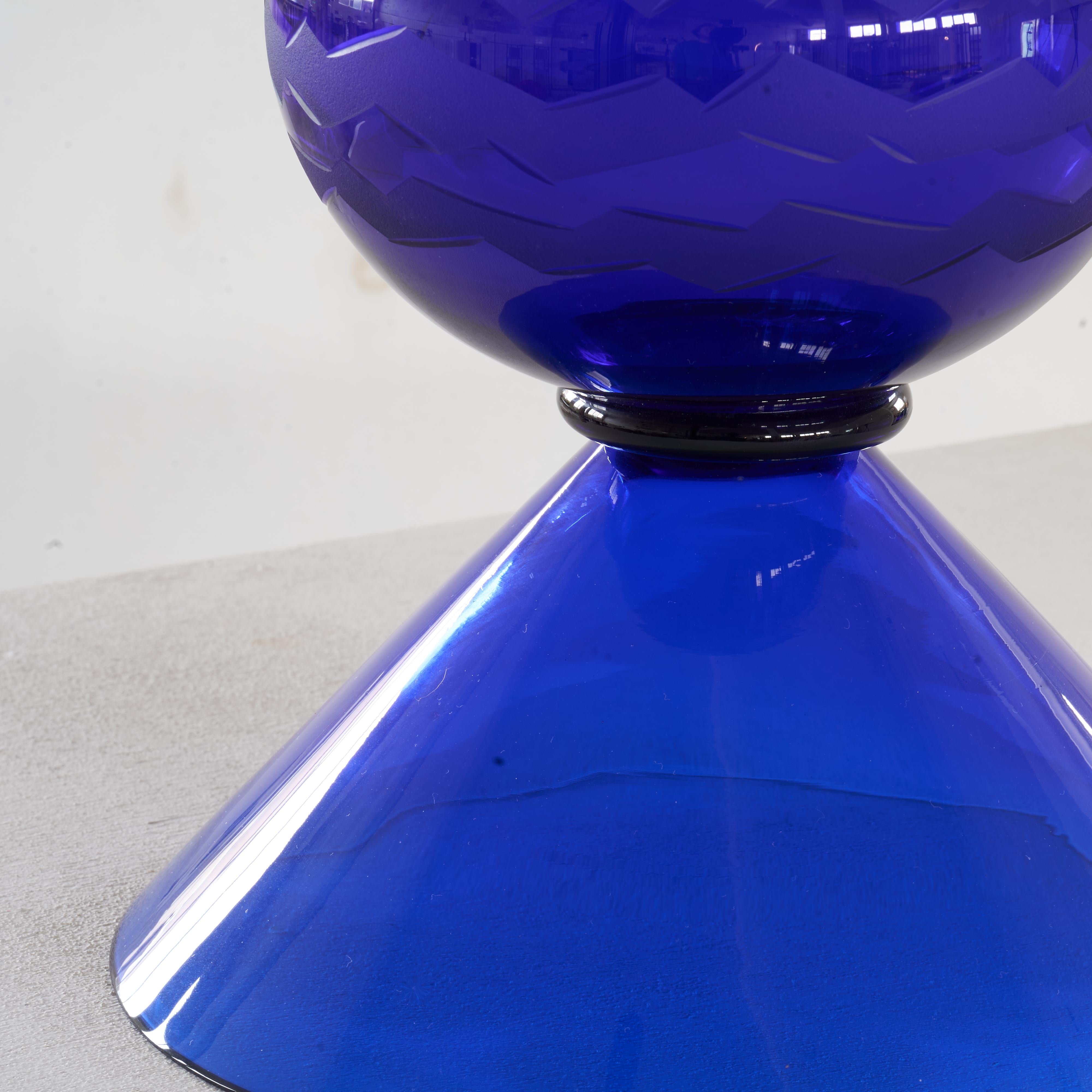 Verre Très grand objet en verre Memphis de Matteo Thun pour Tiffany & Co., 1987 en vente