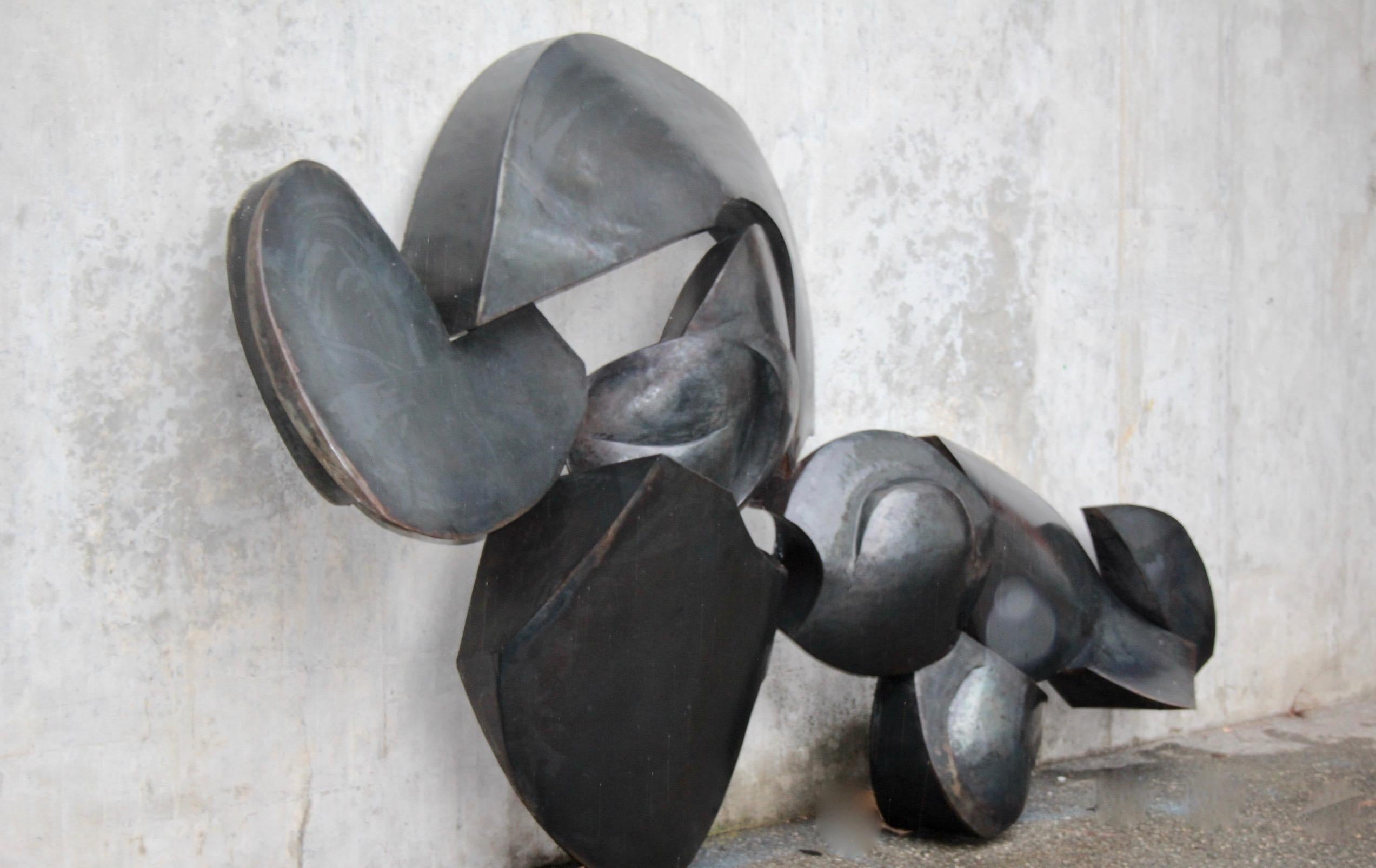Svizzero scultura in metallo di grandi dimensioni di Manuel Torres in vendita