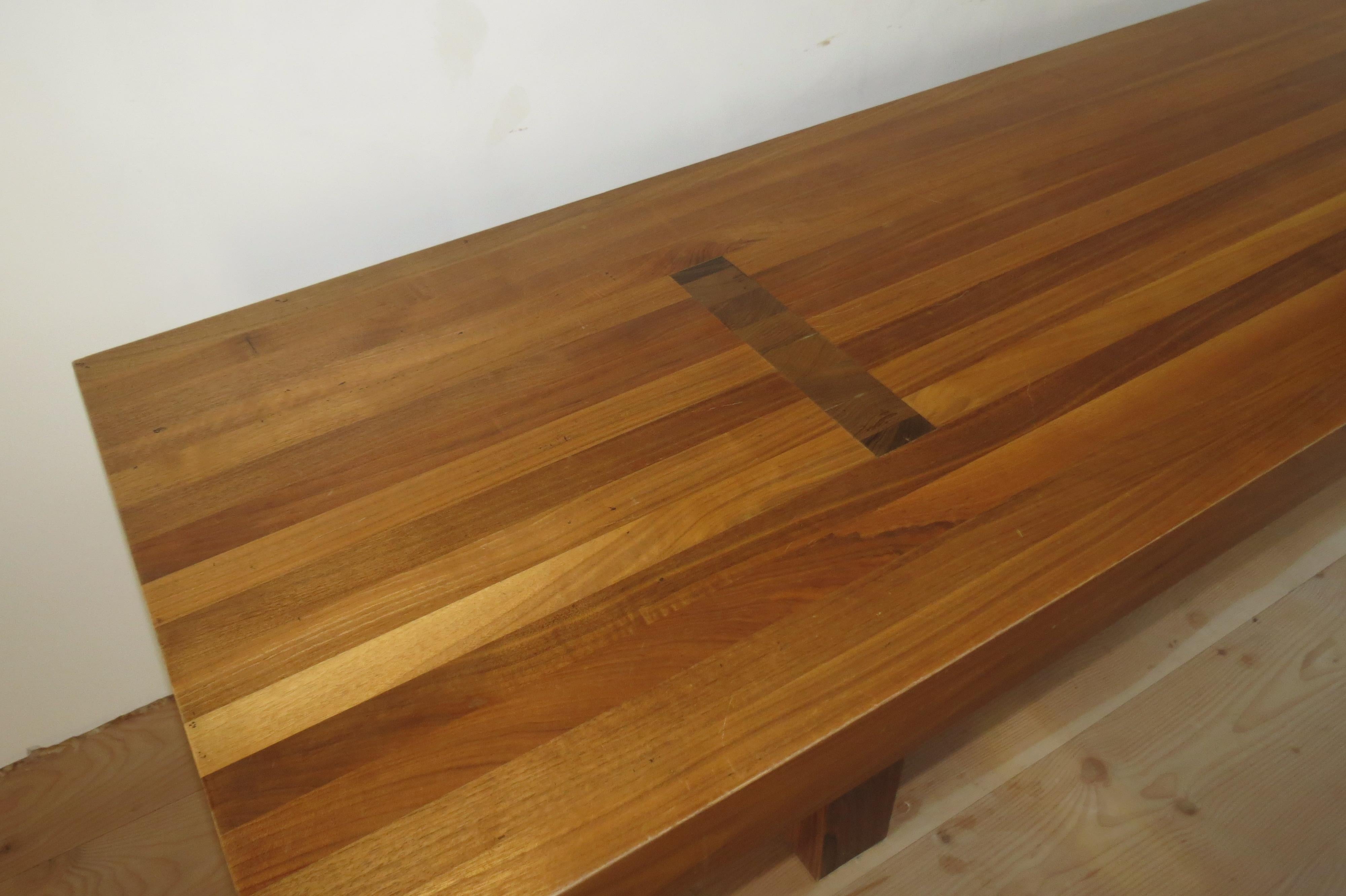 English Very Large Midcentury Design Walnut Dining Table in the style of Alan Peters
