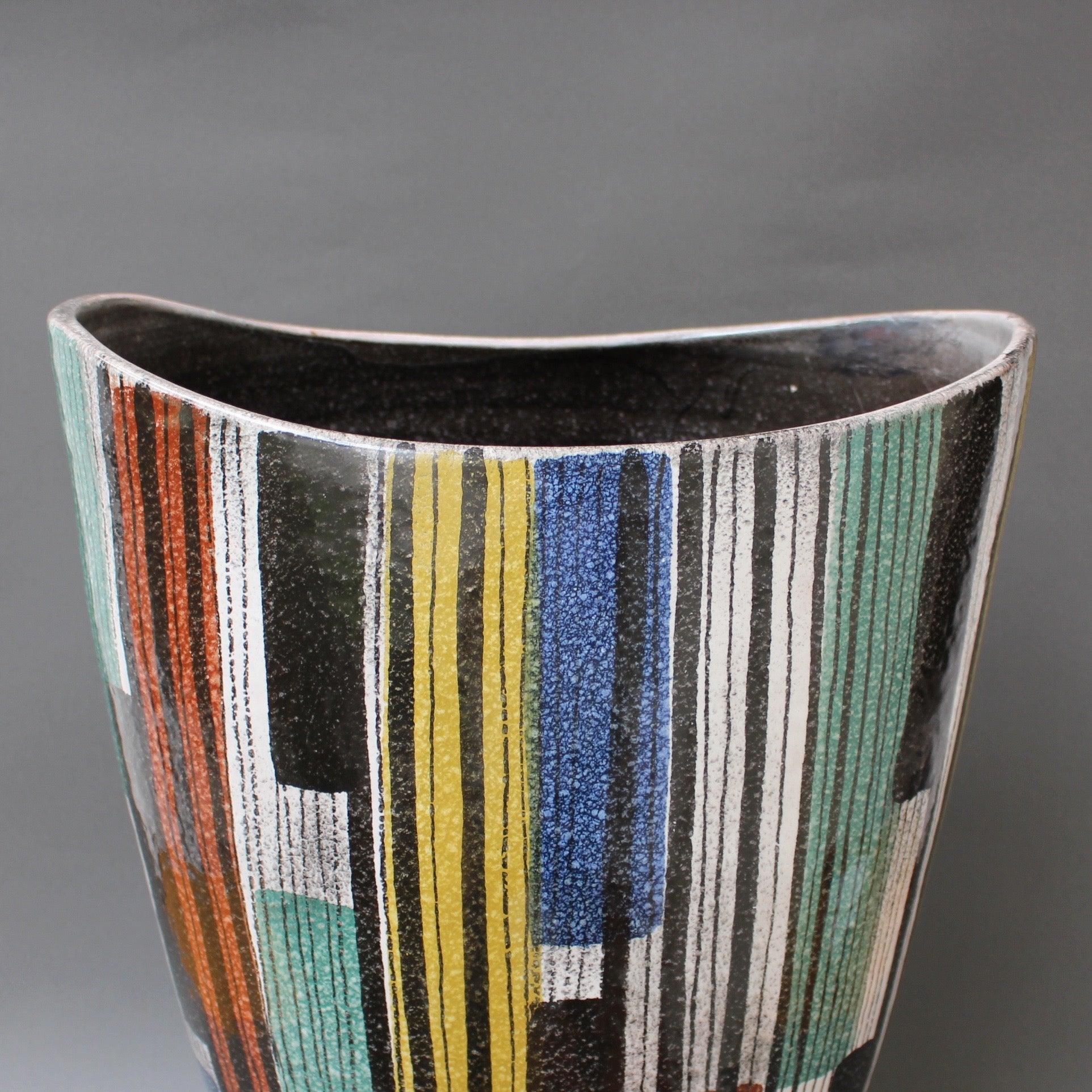Mid-Century Modern Très grand vase en céramique italien du milieu du siècle, vers 1950 en vente