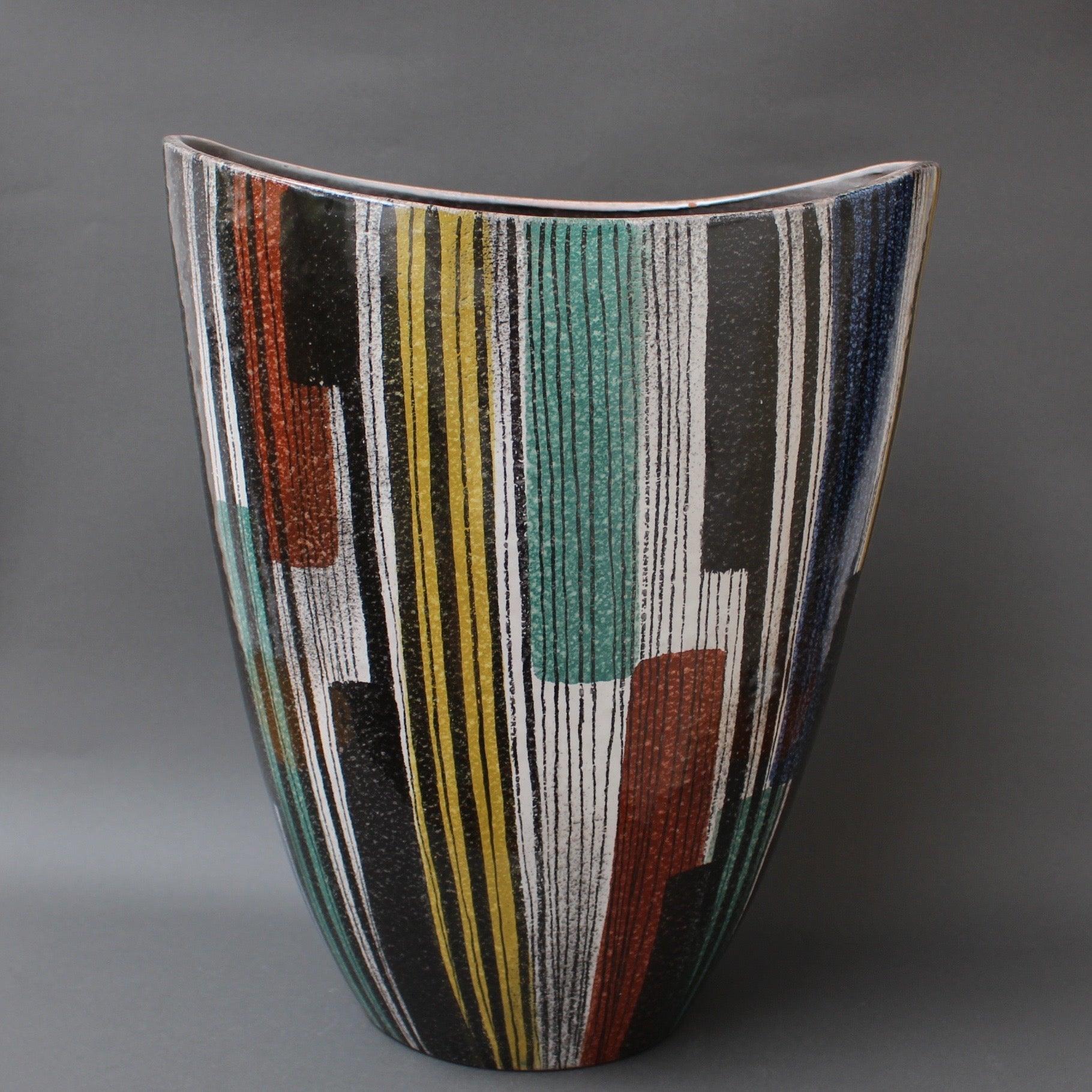 Milieu du XXe siècle Très grand vase en céramique italien du milieu du siècle, vers 1950 en vente