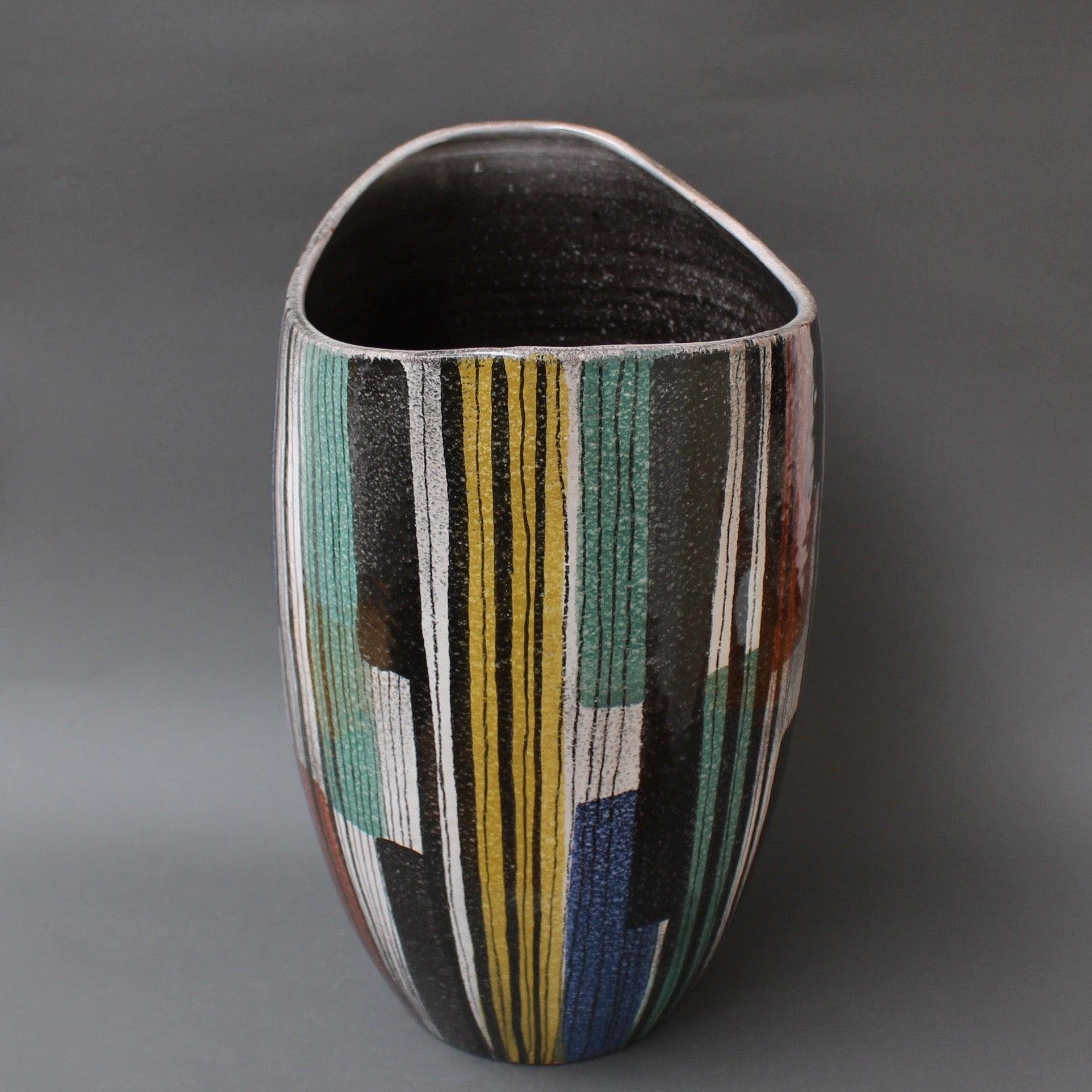 Très grand vase en céramique italien du milieu du siècle, vers 1950 en vente 1