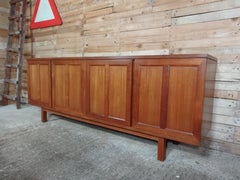 Very Large Minimalist Vintage Danish-Style Teak Sideboard, Mid-Century Modern