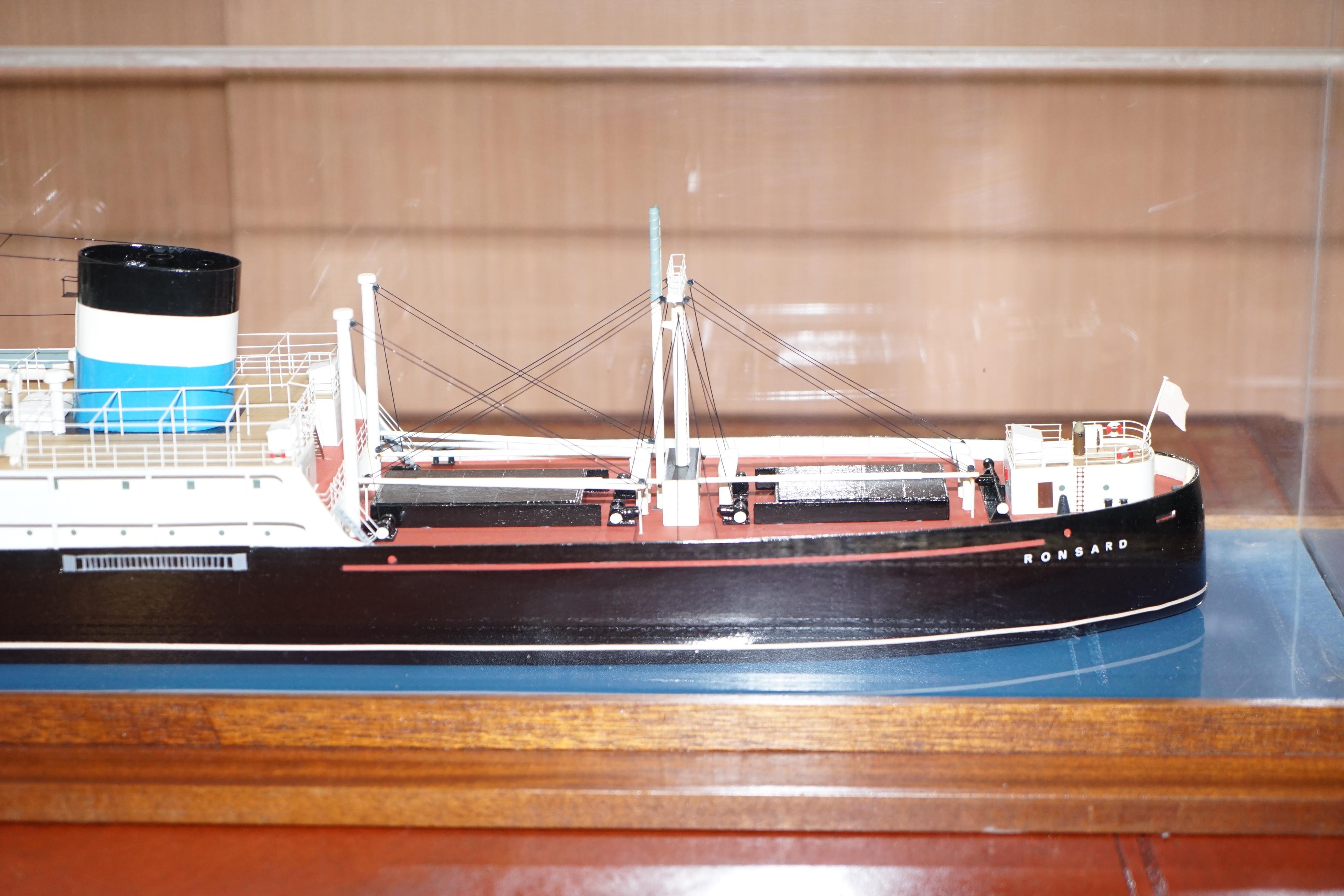 Very Large Model of the MV Ronsard Liverpool Cargo Ship 1957-1981 Display Piece In Good Condition In West Sussex, Pulborough
