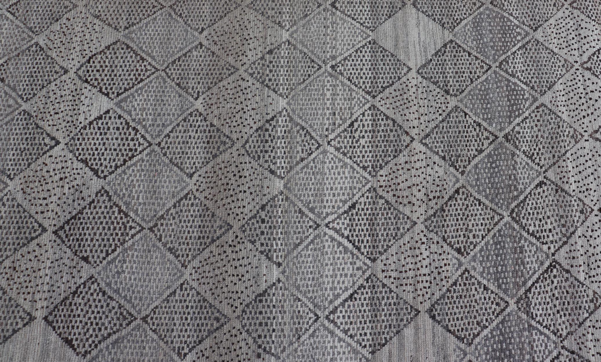 Very Large Modern Rug with Diamond Design in Gray, Taupe & Earth Tones For Sale 5