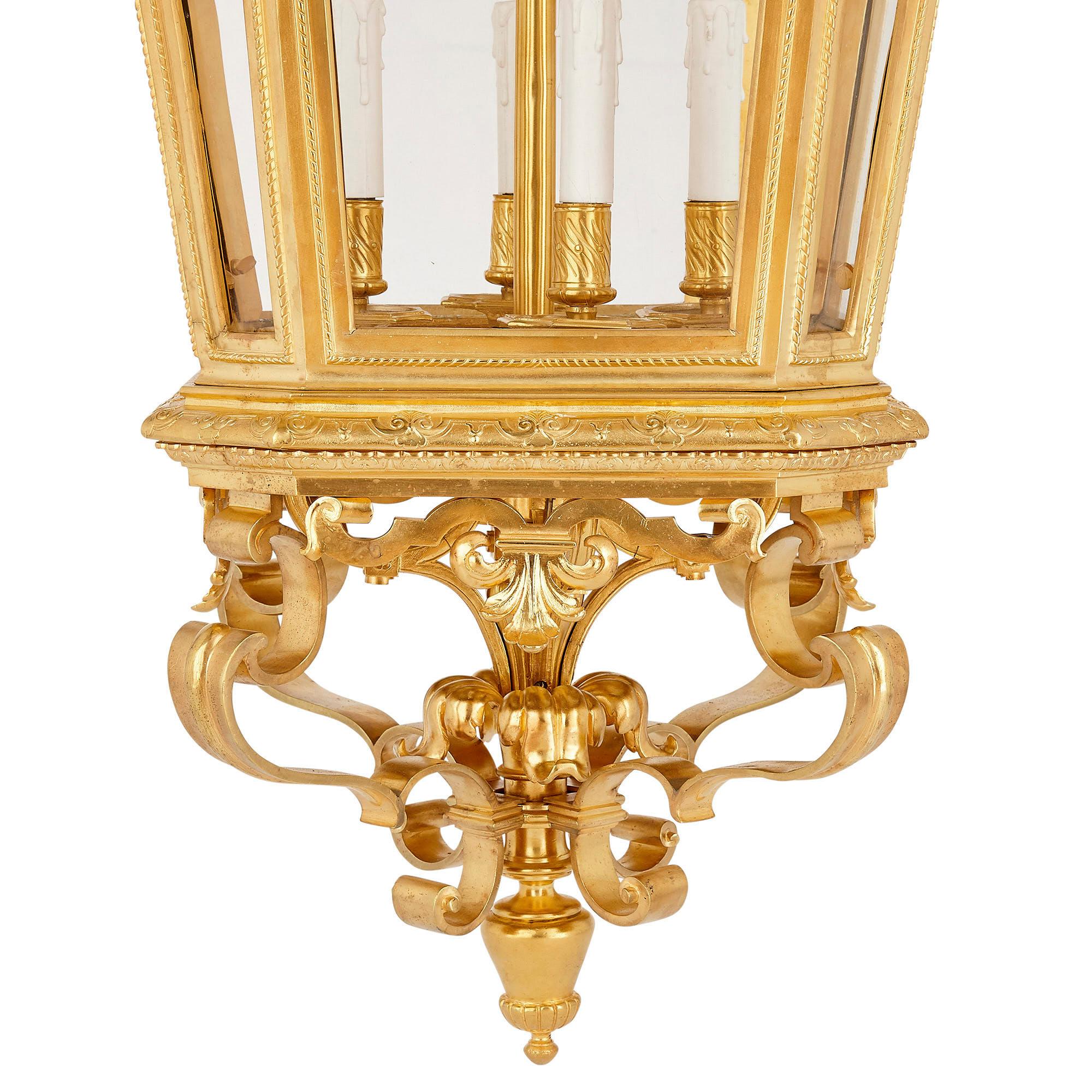 Rococo Très grande lanterne en bronze doré de style rococo d'époque Napoléon III en vente