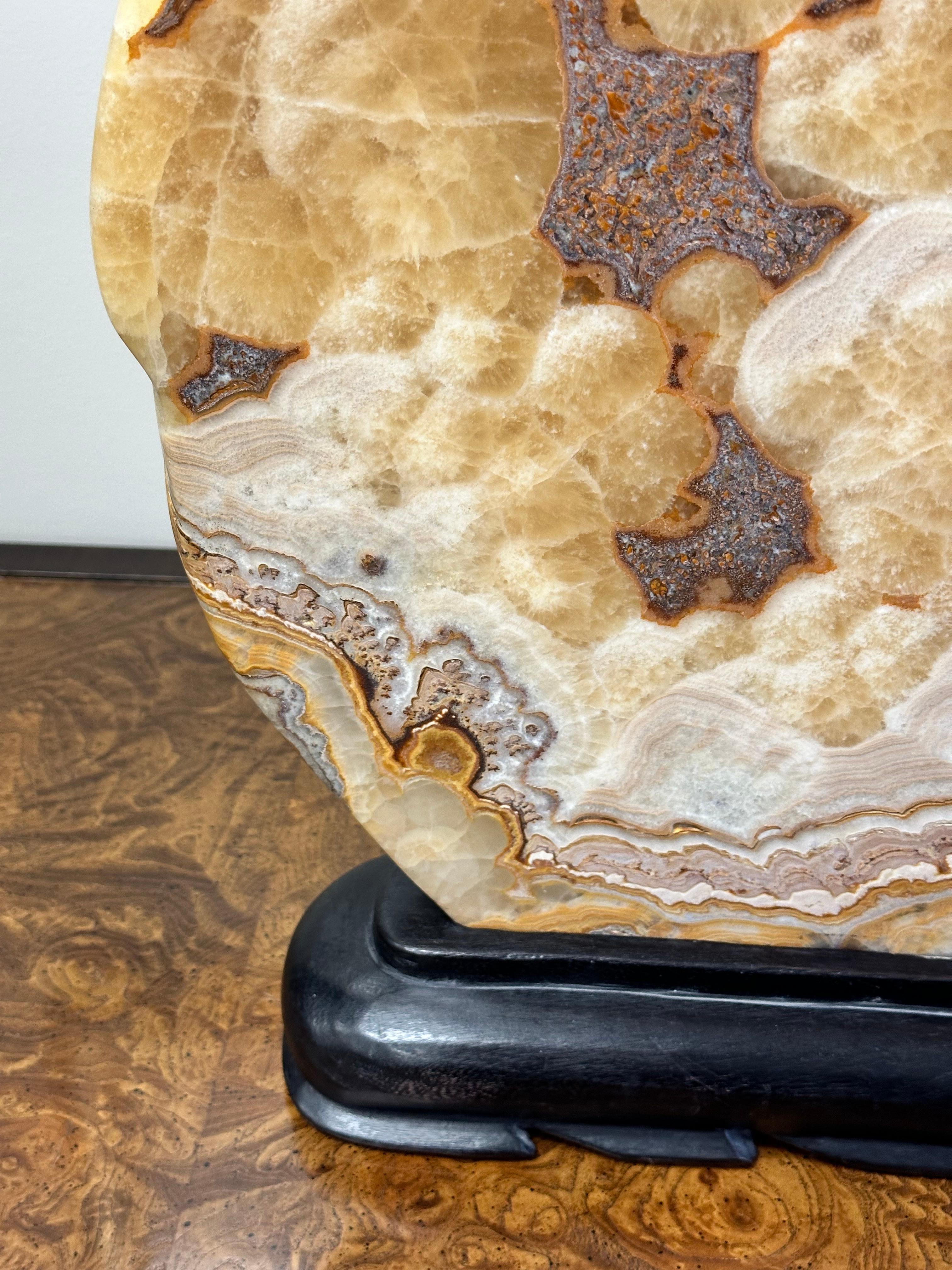 Very Large Natural Onyx Stone Sculpture on Carved Wooden Base  For Sale 2
