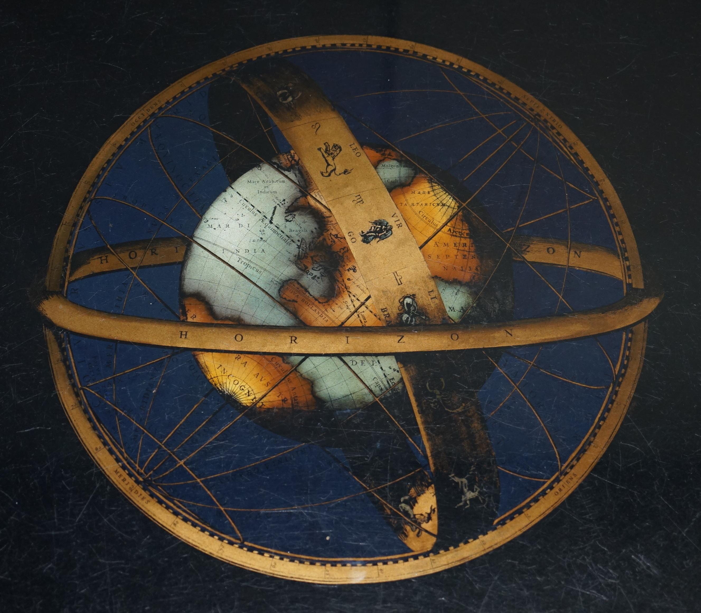 Großes Nest von drei Tischen mit seltenen Sternzeichen-Astrologiekarten auf der Oberseite im Angebot 4