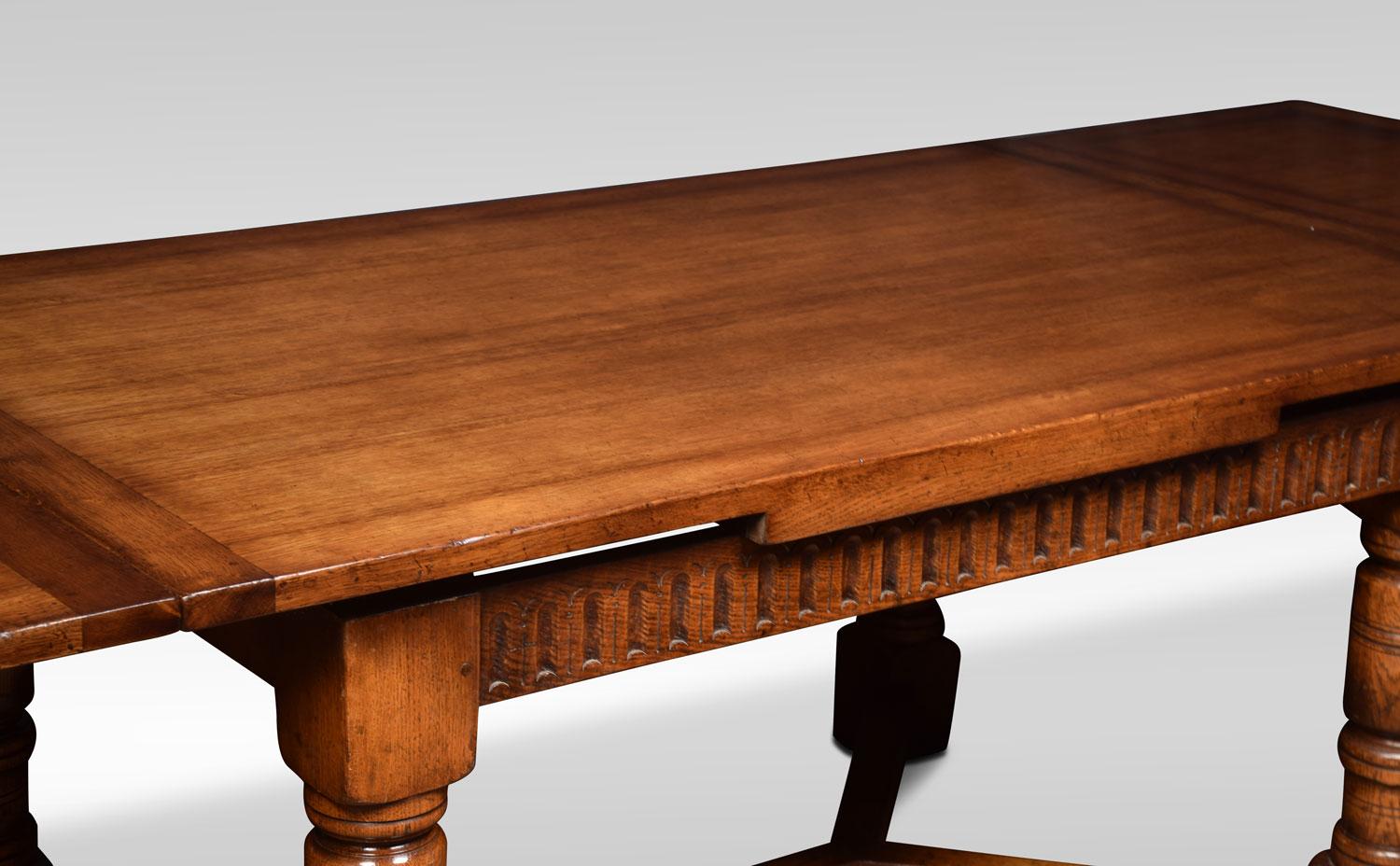 Very Large Oak Draw Leaf Refectory Table In Good Condition In Cheshire, GB