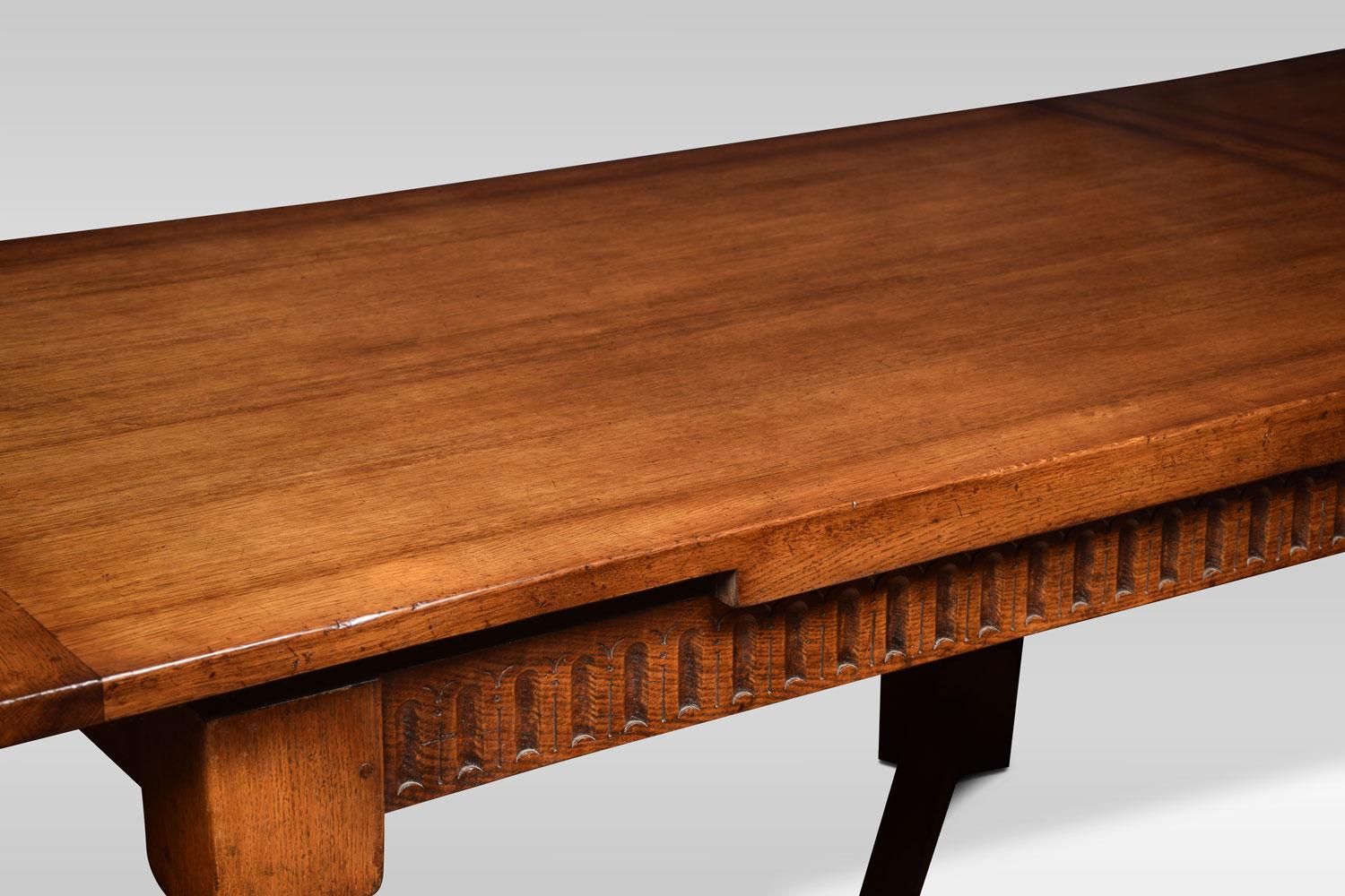 Très grande table de réfectoire à tiroirs en Oak en vente 2