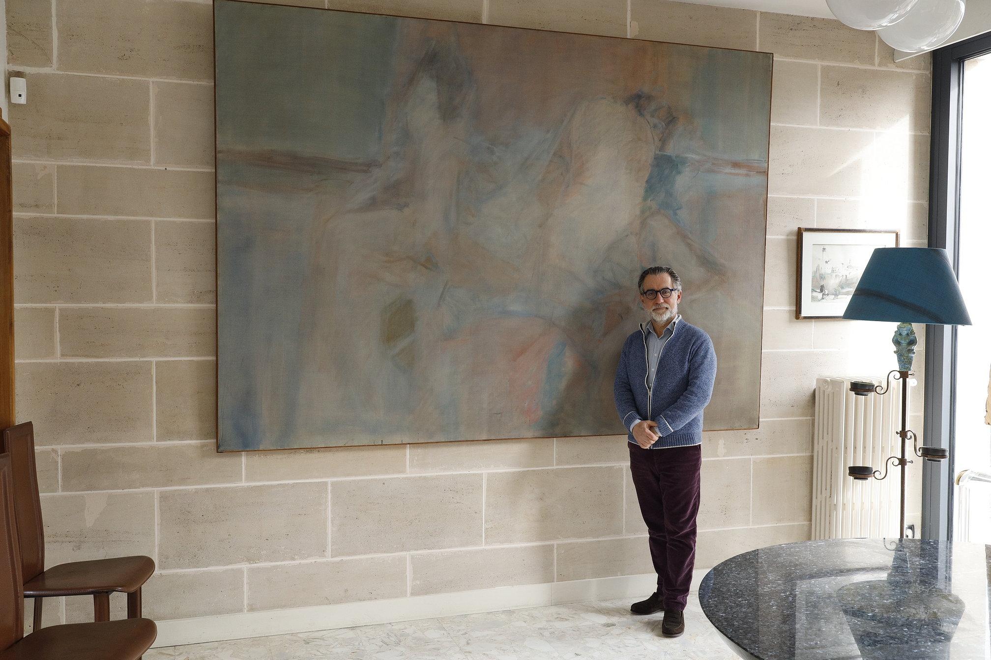 A very large oil on canvas signed by Jean Paul Barray and dated 1964. After graduating from Arts et Métiers in Saint-Étienne, he went on to study architecture at the Beaux-Arts in Lyon, working with the great names in architecture and design: Le