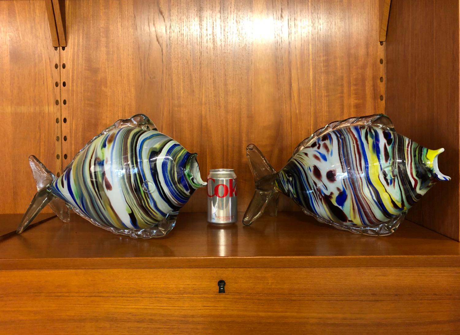 Sehr großes Paar Midcentury Murano Glas Fisch Skulpturen Italien 1950er 1960er Venedig (Gebrannt) im Angebot