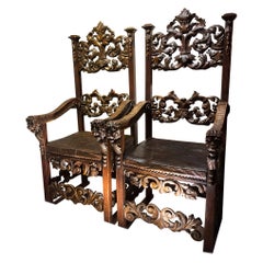 Very large pair of armchairs, Italy, Tuscany, 17th c.