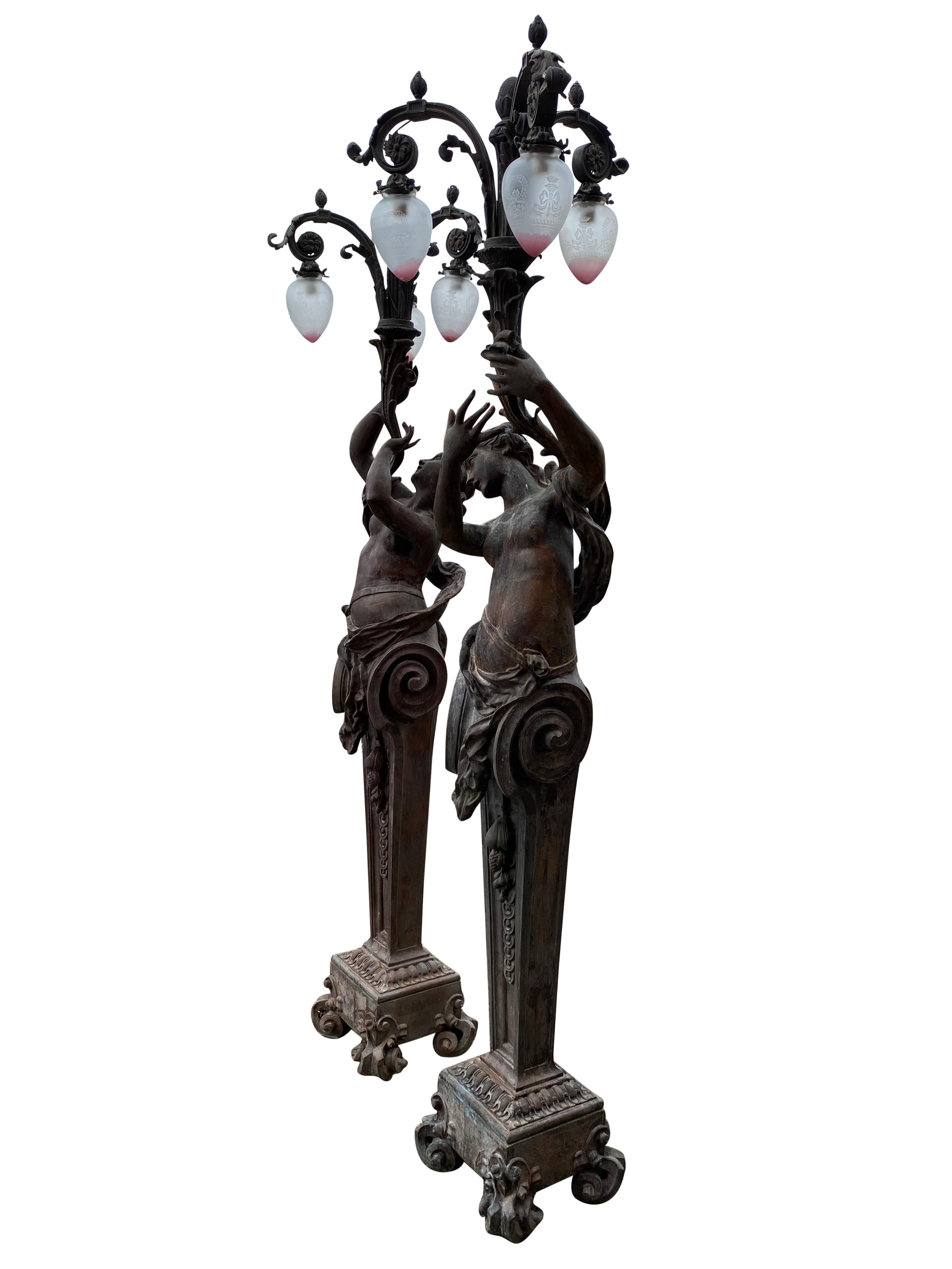 Very Large Pair of Bronze Torchère Figurative Lamps, circa 1920s In Good Condition For Sale In London, GB