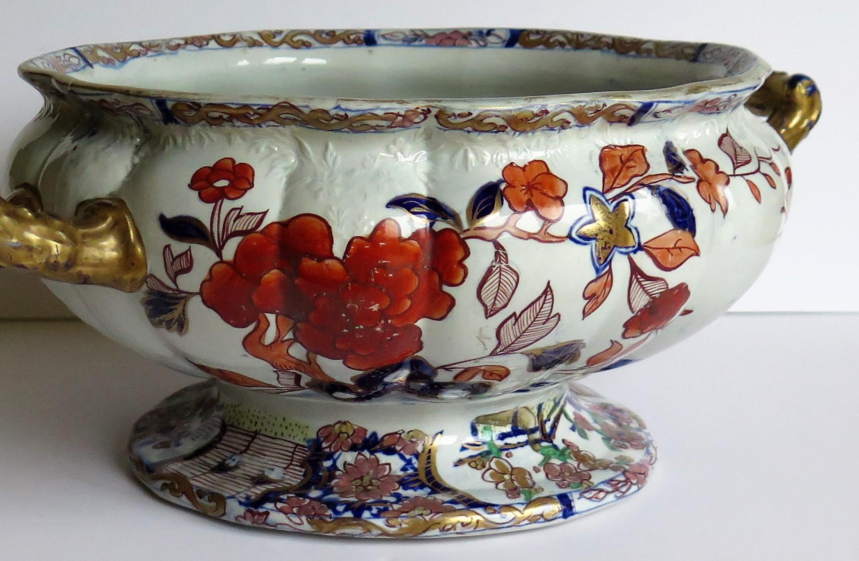 19th Century Mason's Ironstone Bowl Very large in Peking Vase Pattern, Georgian circa 1820