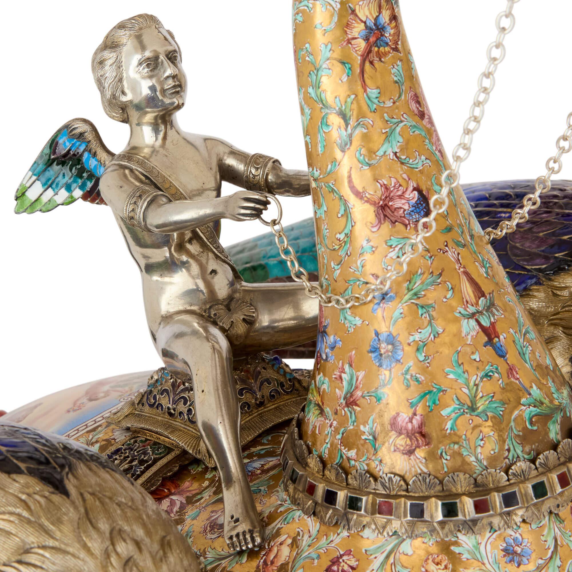 Escultura renacentista muy grande de plata dorada y esmalte de Böhm siglo XIX en venta