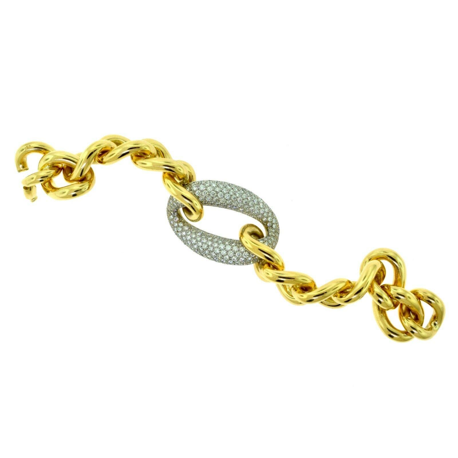 Brillanz Juwelen, Miami
Haben Sie Fragen? Rufen Sie uns jederzeit an!
786,482,8100

Metall: Rose Gold

              Weißgold

Metallreinheit: 18k 

Steine: 420 Diamanten im runden Brillantschliff

Farbe des Diamanten: F - G

Diamant Reinheit: VVS -