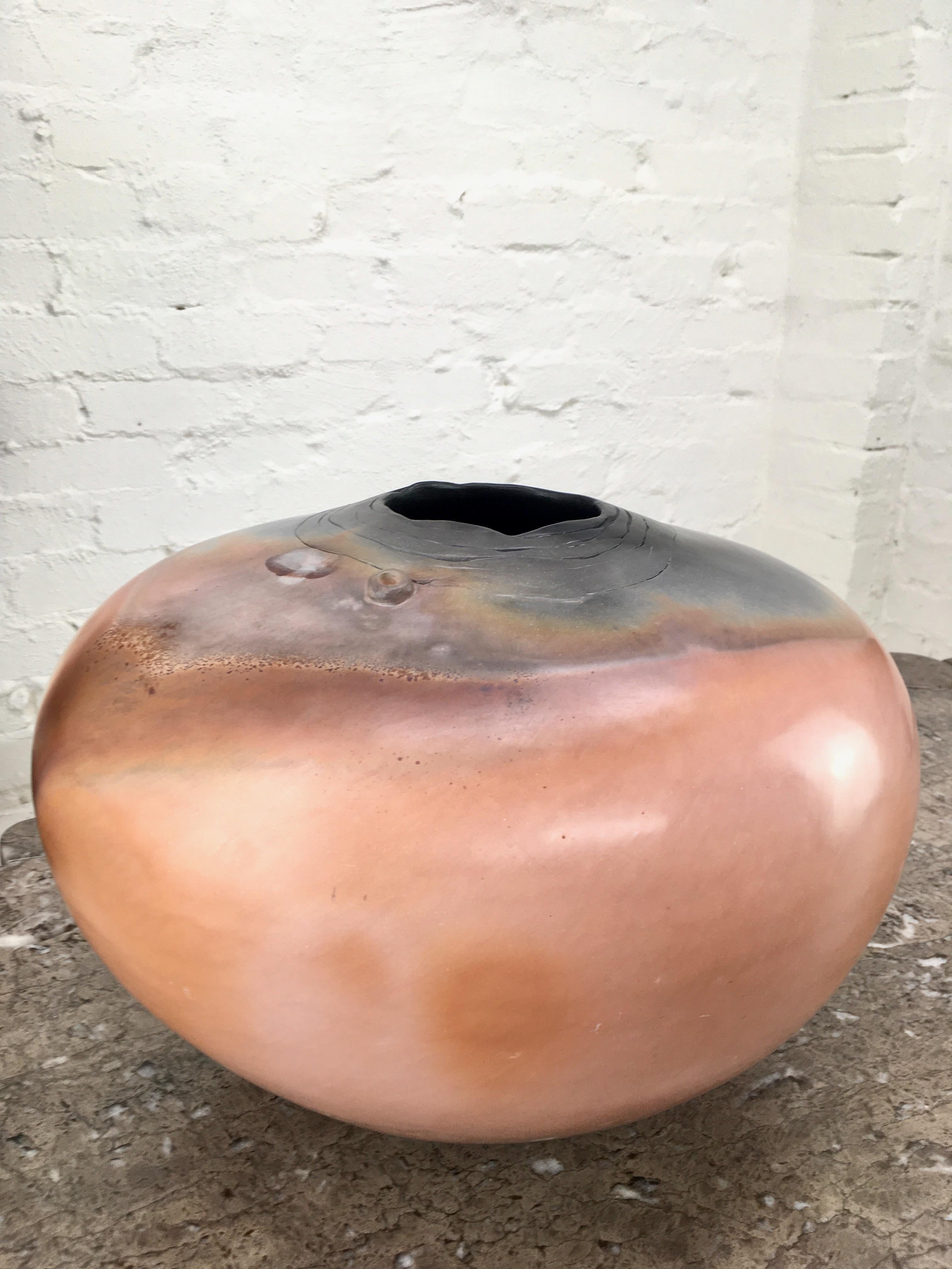 Very Large Saggar Fired Burnished Clay Vessel, 1980s, Jill Symes For Sale 3